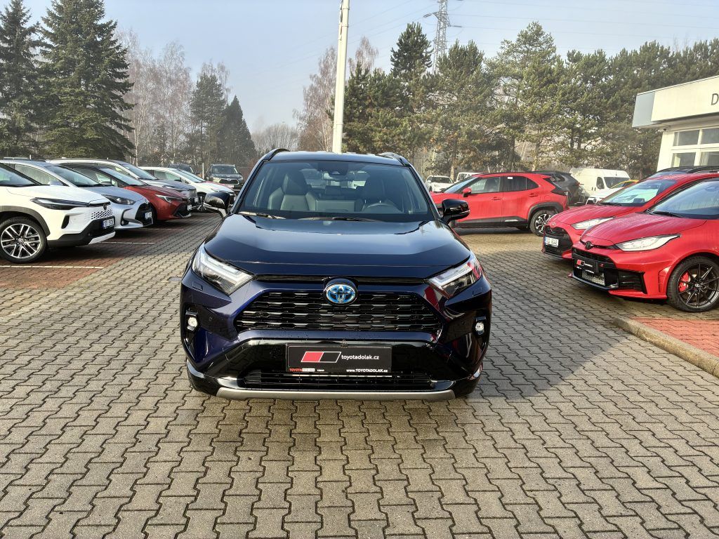 Toyota Rav4, 2.5 Hybrid 4x4 Selection - fotka 2