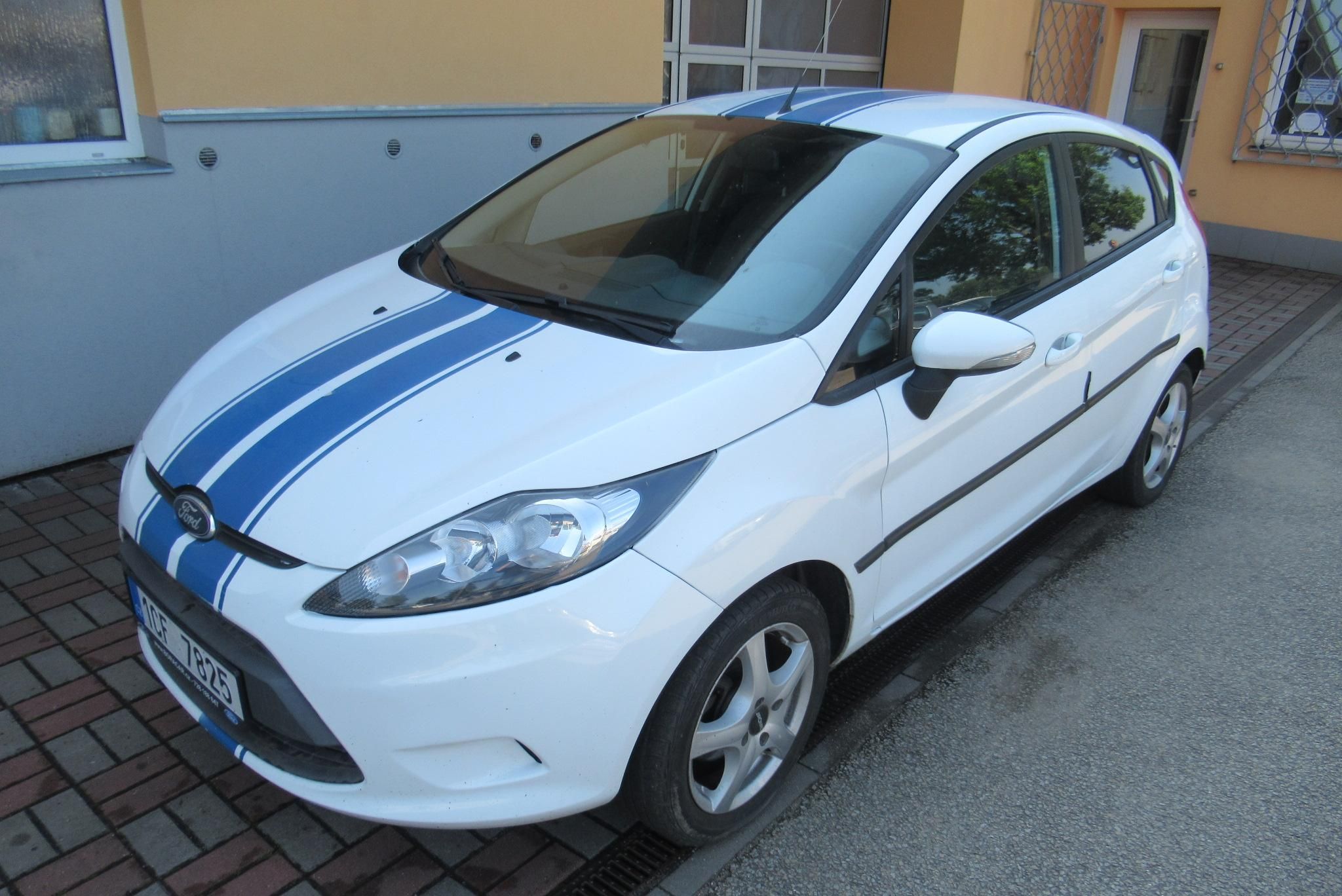 Ford Fiesta, 1.2i  KLIMA  KOUPENO V CZ - fotka 5