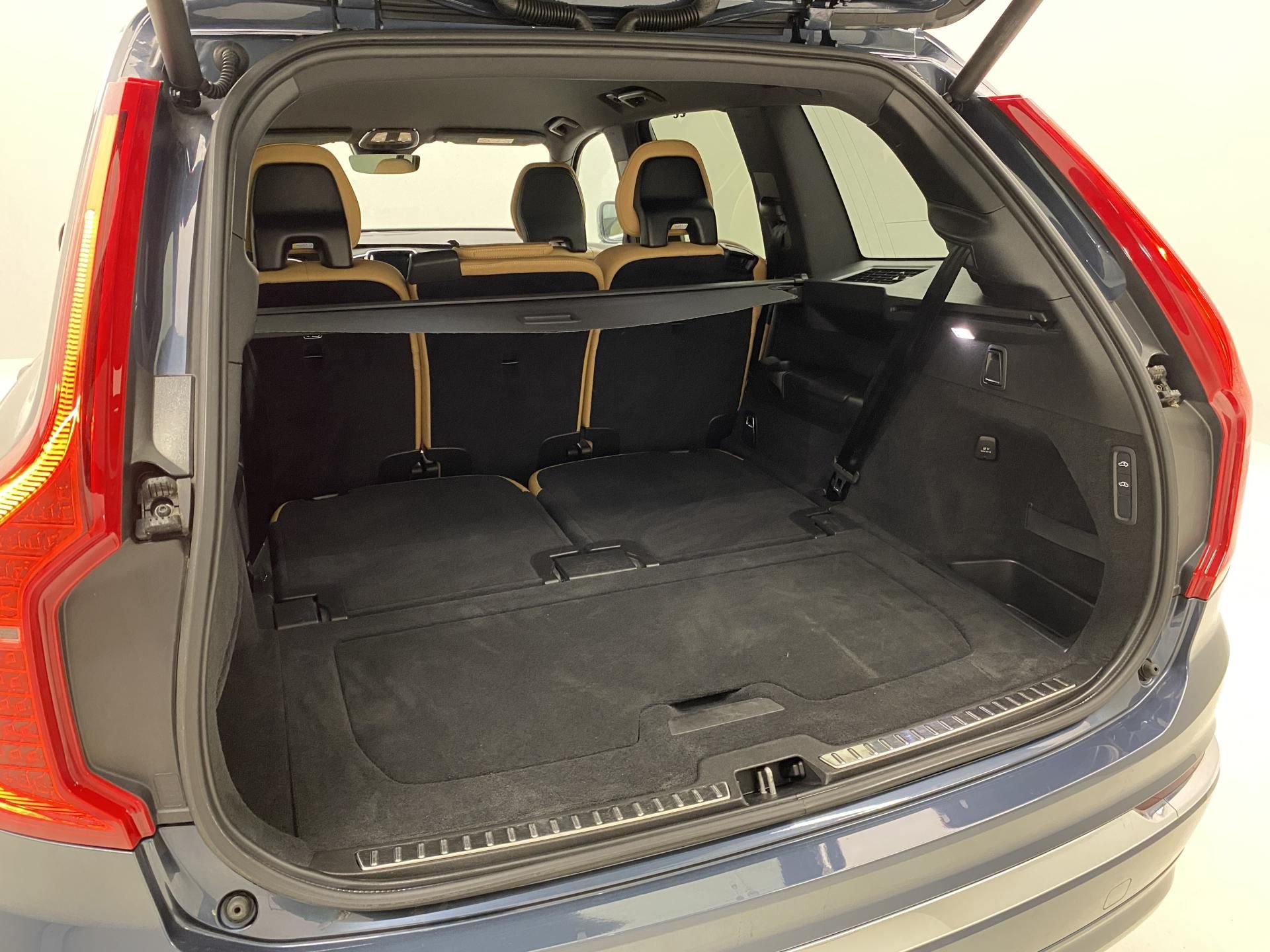 Volvo XC90, B5 AWD BRIGHT PLUS AUT CZ 7m - fotka 6
