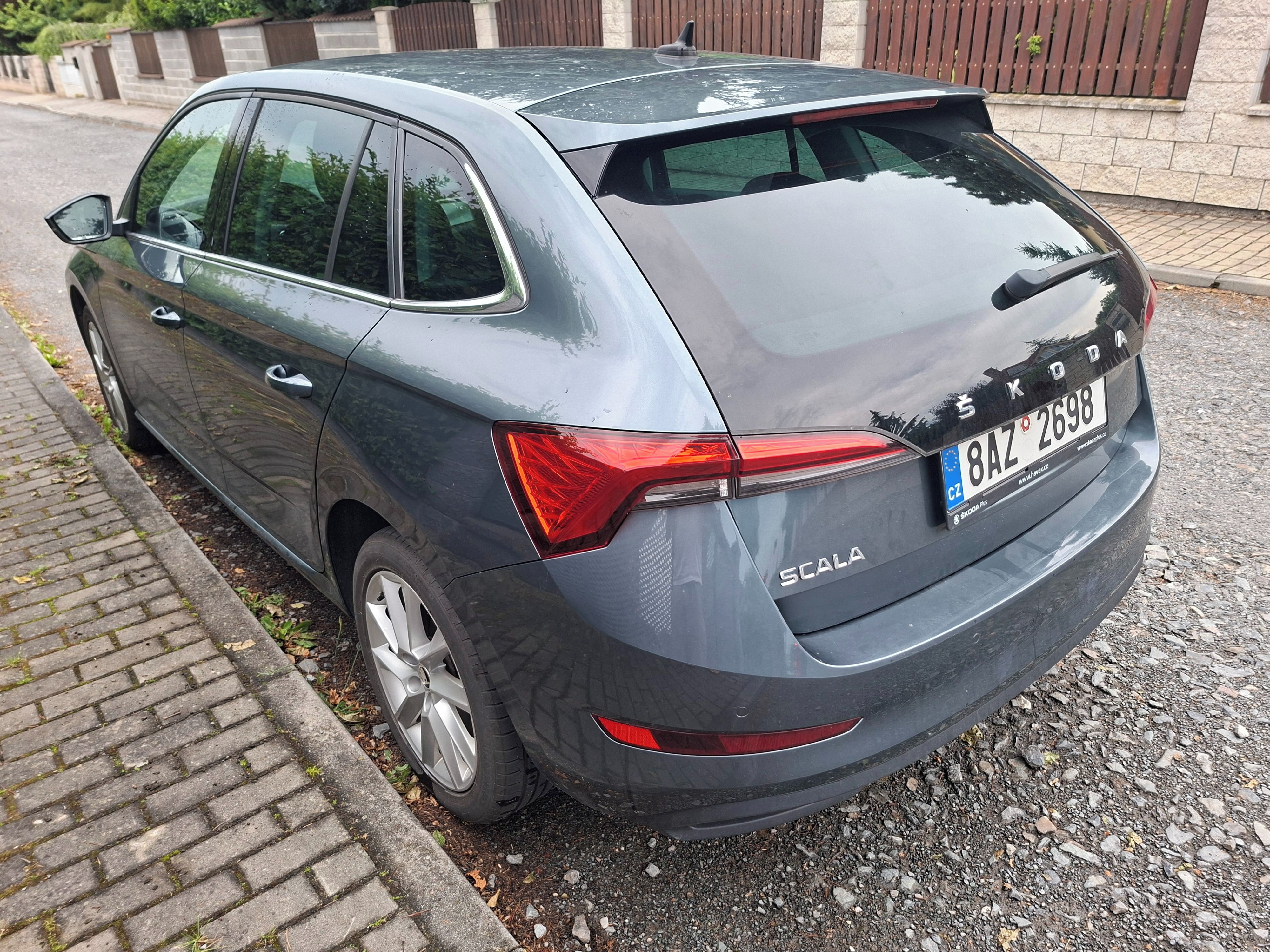 Škoda Scala, 1,0TSI 81kW DSG Style - fotka 4
