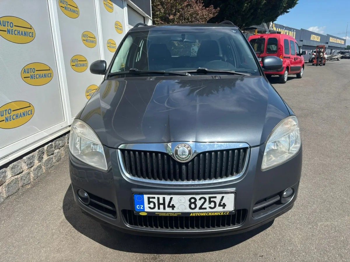 Škoda Fabia, 1.2 12 V - fotka 2