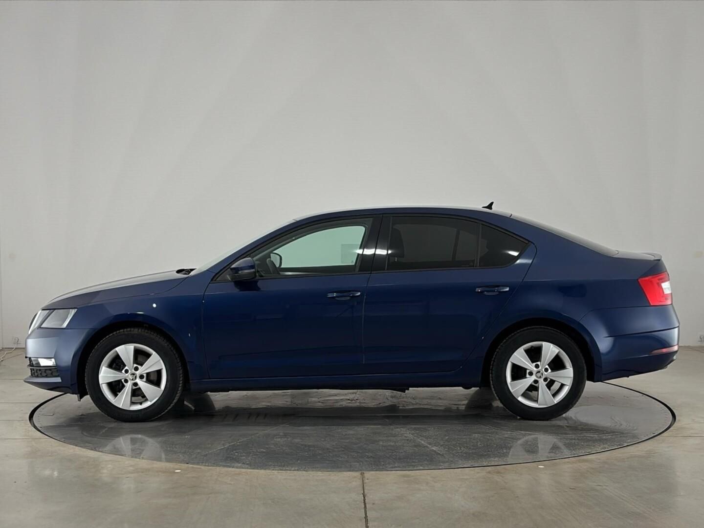 Škoda Octavia, 1.5 TSI / 110 kW Ambition DSG - fotka 3