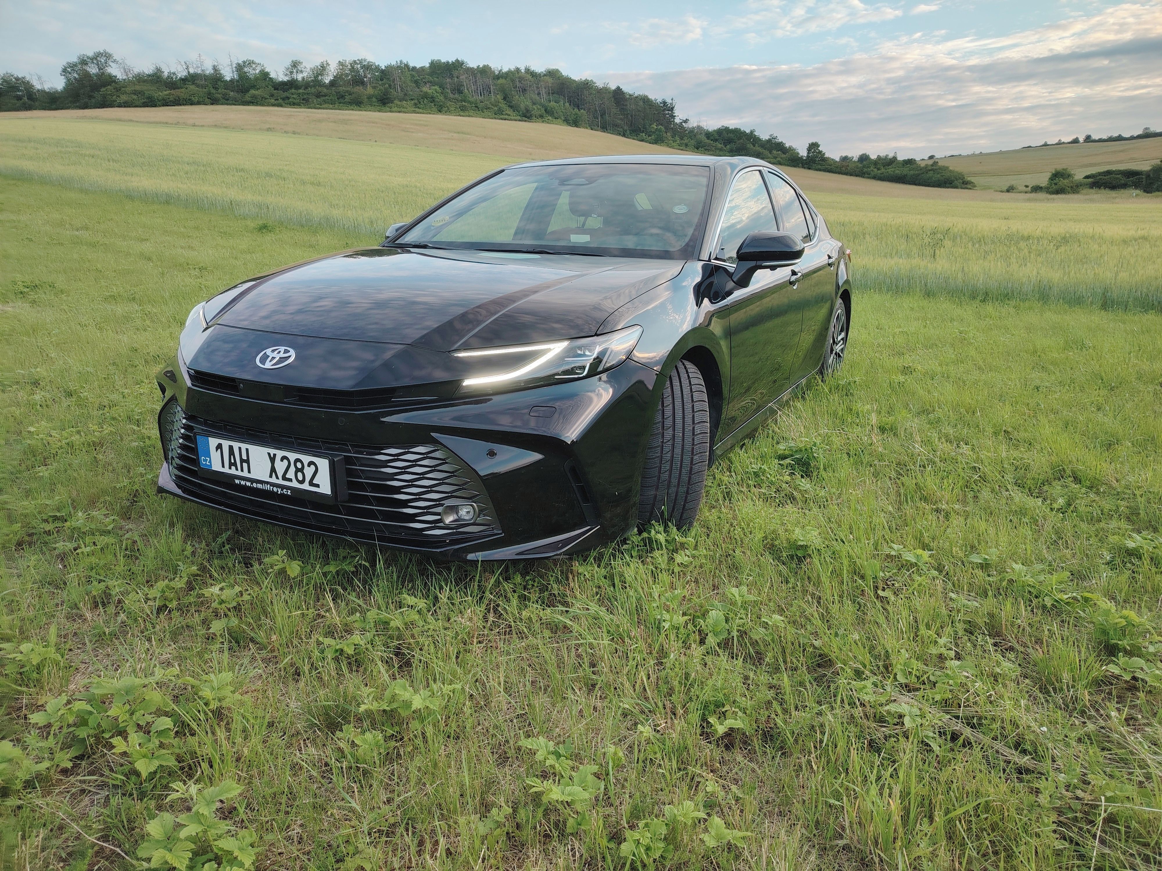 Toyota Camry, Toyota Camry 2.5 Executive