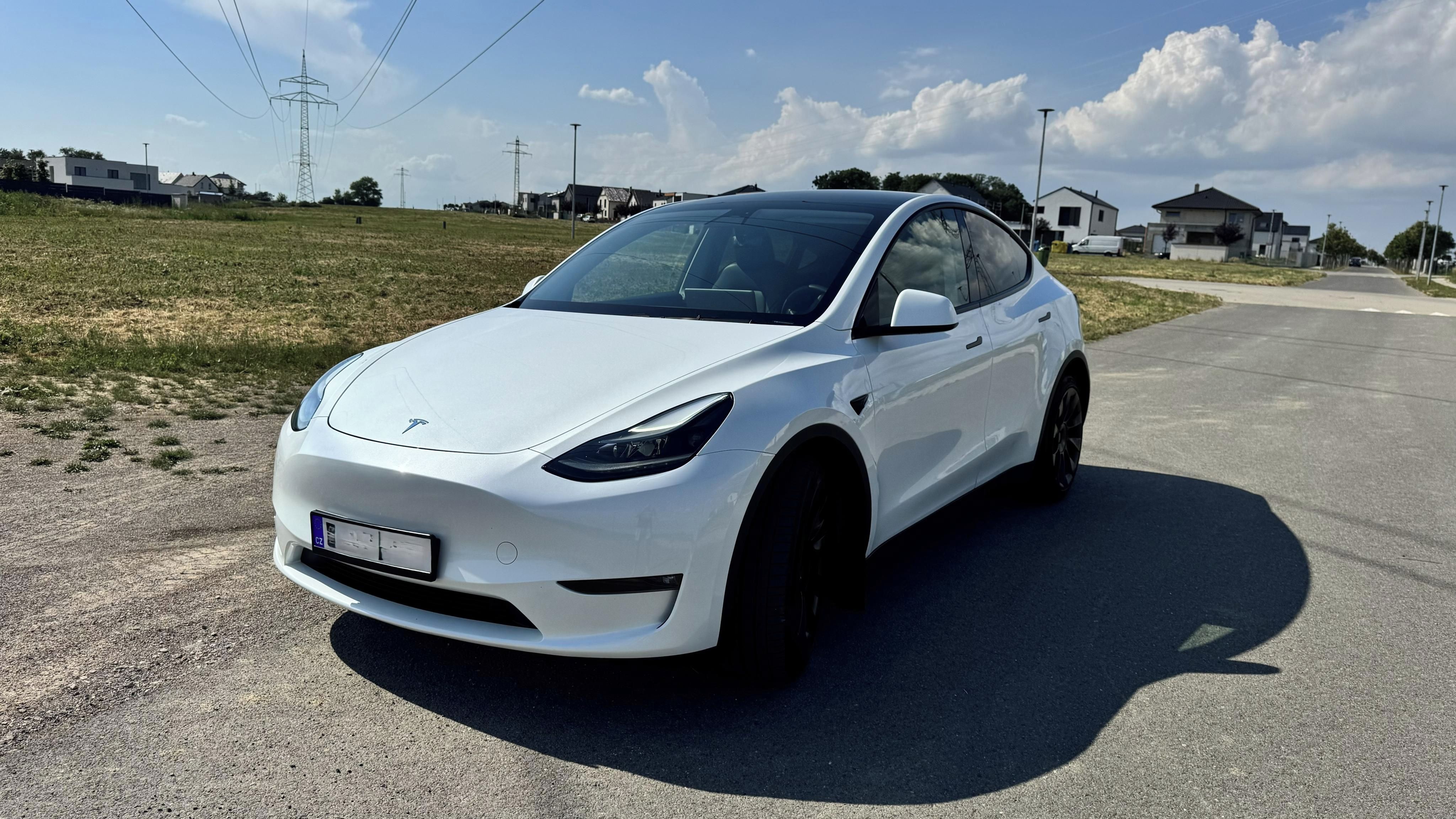 Tesla Model Y, LongRangeAWD/Záruka/2xPNEU20´´