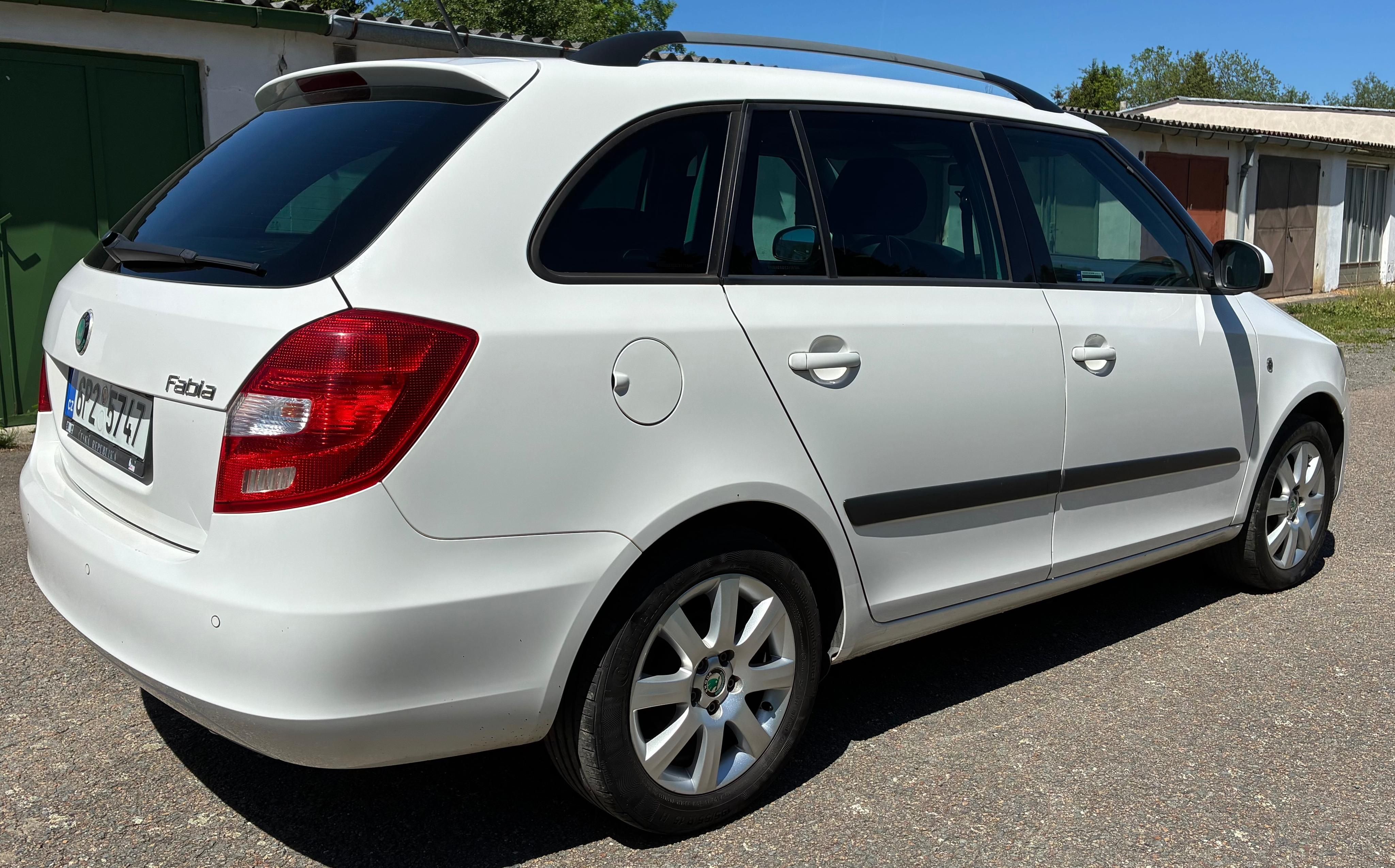Škoda Fabia, 1.6TDI 66kW, Klima, Tempomat - fotka 2