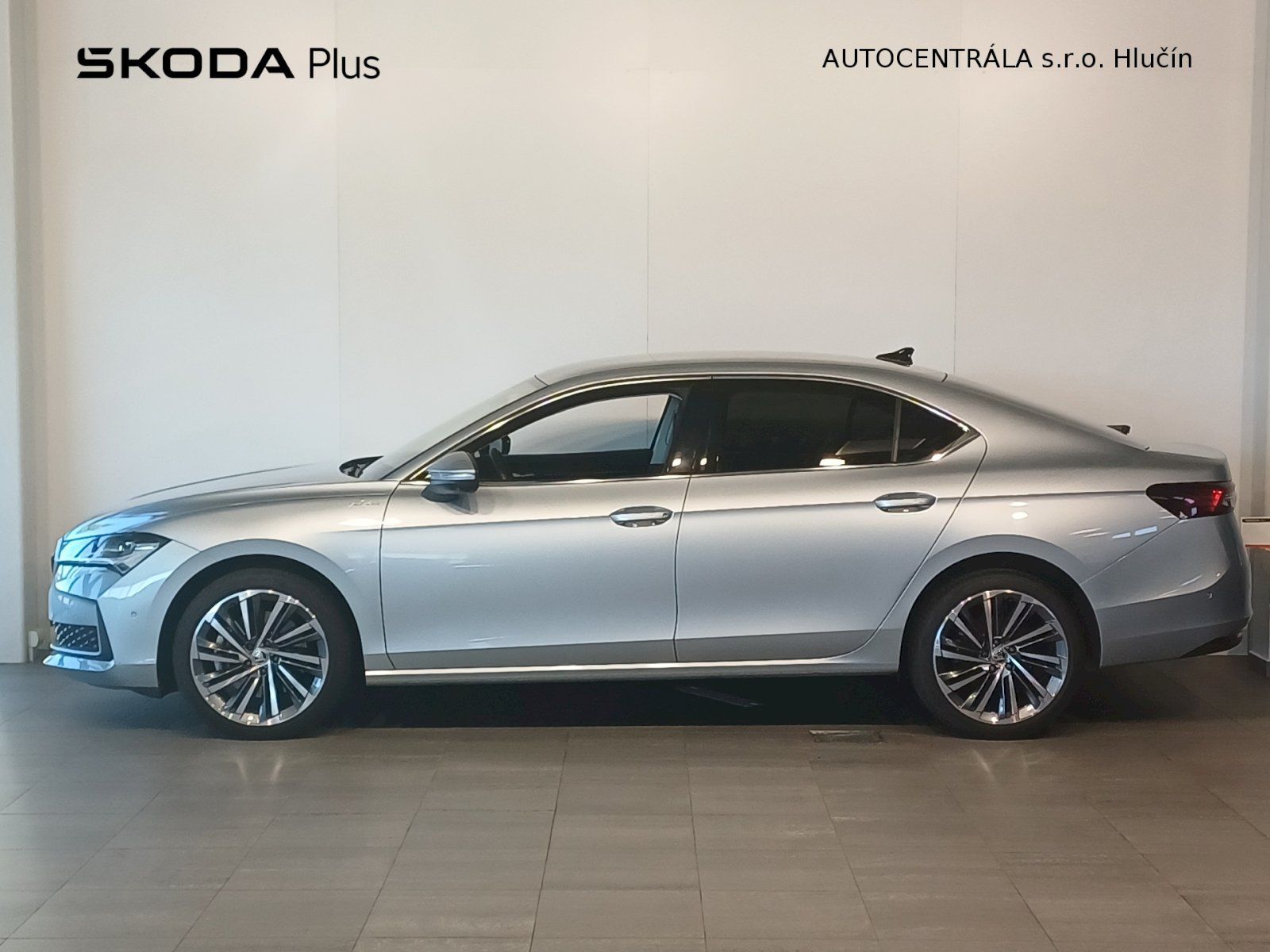 Škoda Superb, L&K 4x4 DSG TDI 2.0 / 142 kW A - fotka 3