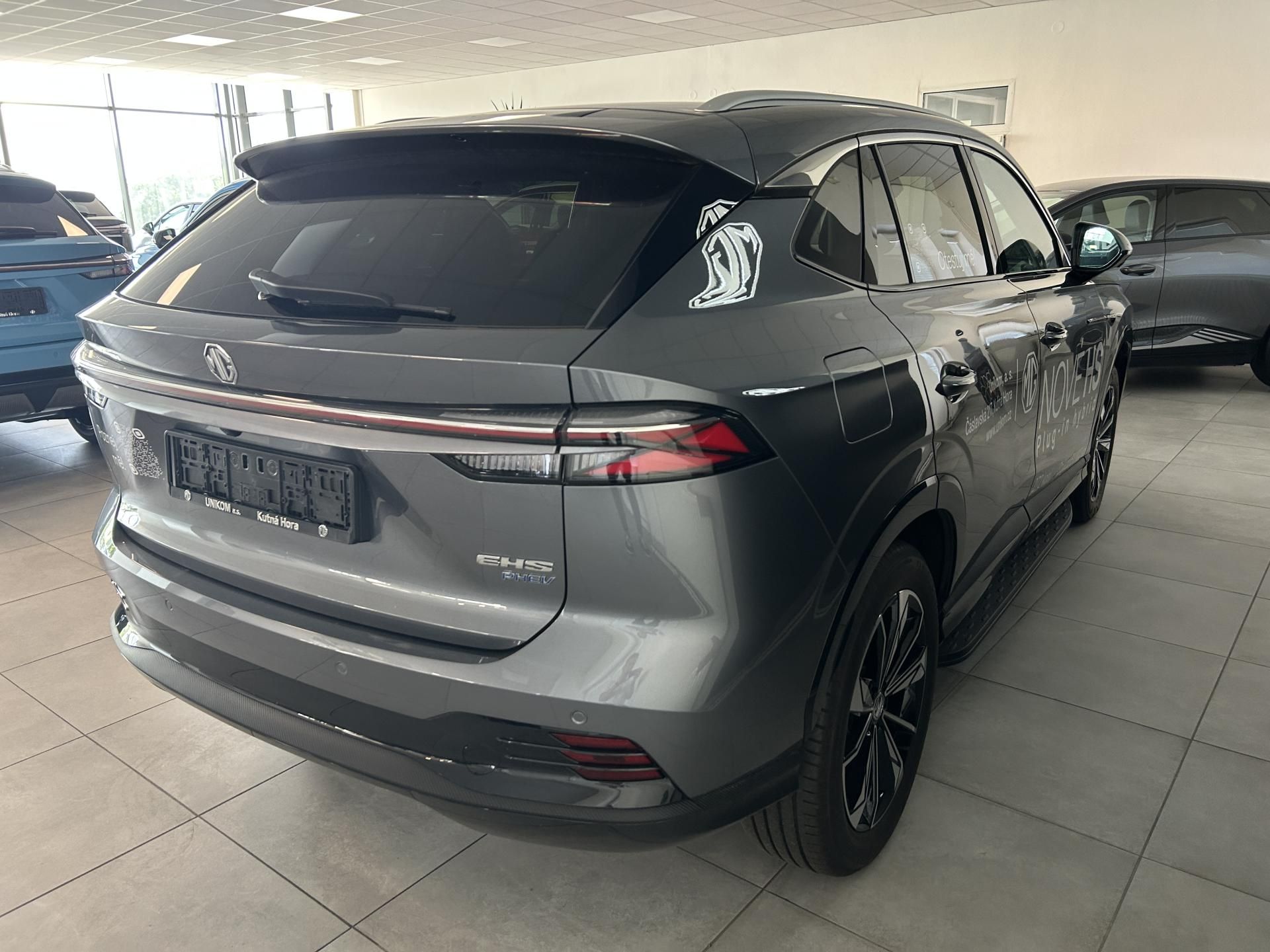 MG HS, PHEV Emotion 200kW - fotka 5