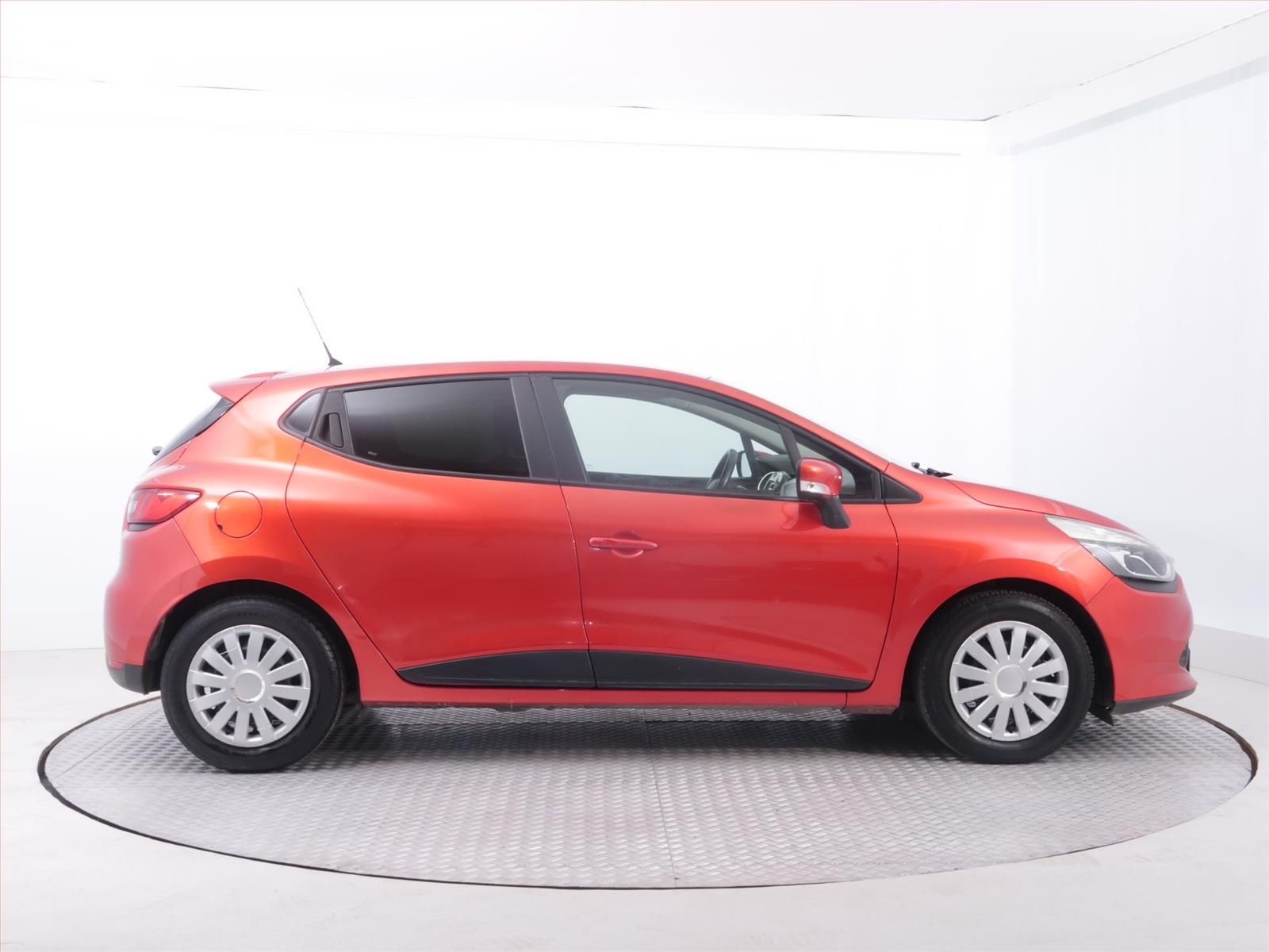 Renault Clio, 0.9 TCe, Serv.kniha, Navi - fotka 6
