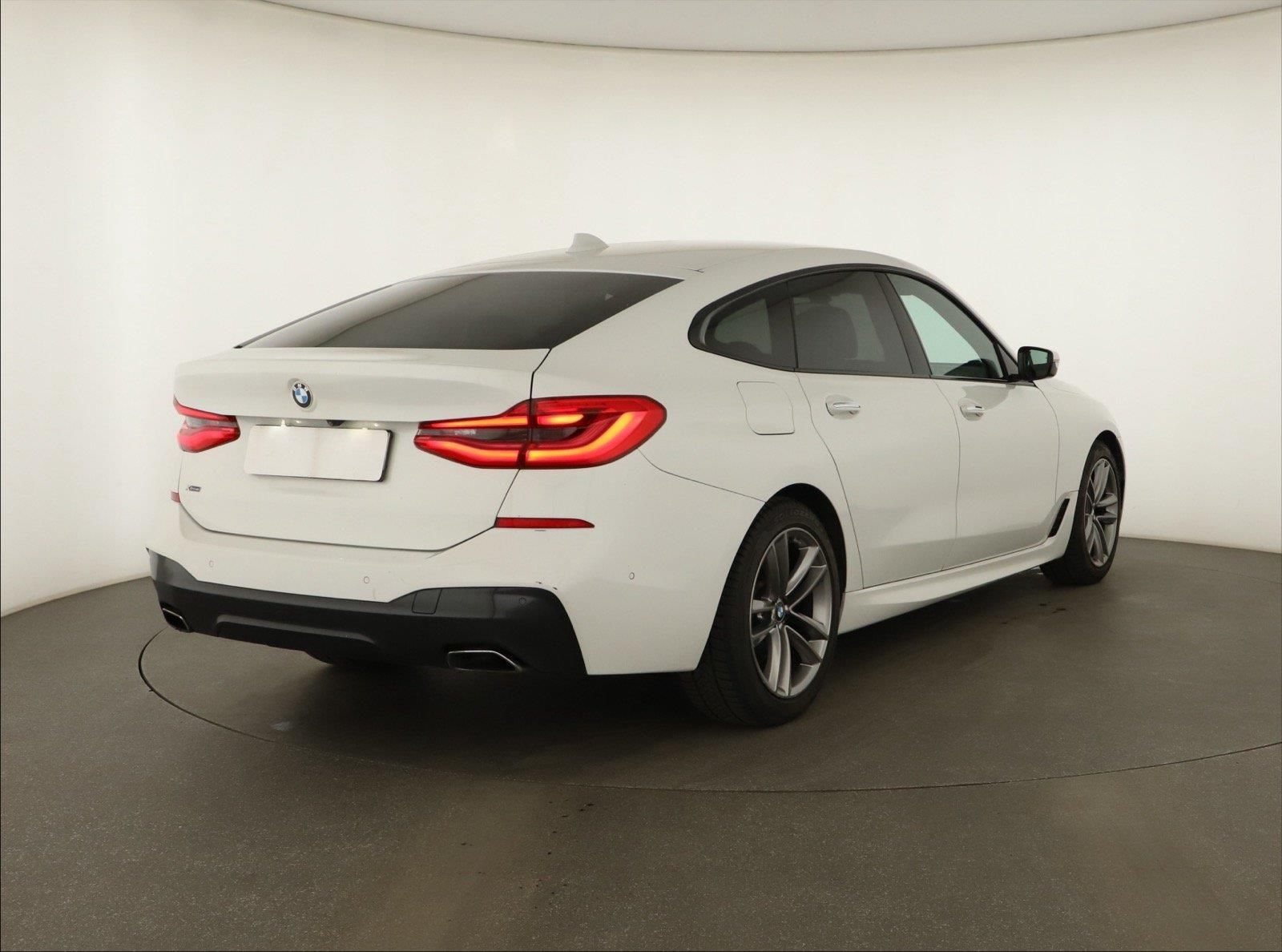 BMW Řada 6, 640i GT, M Sport, 4X4 - fotka 5
