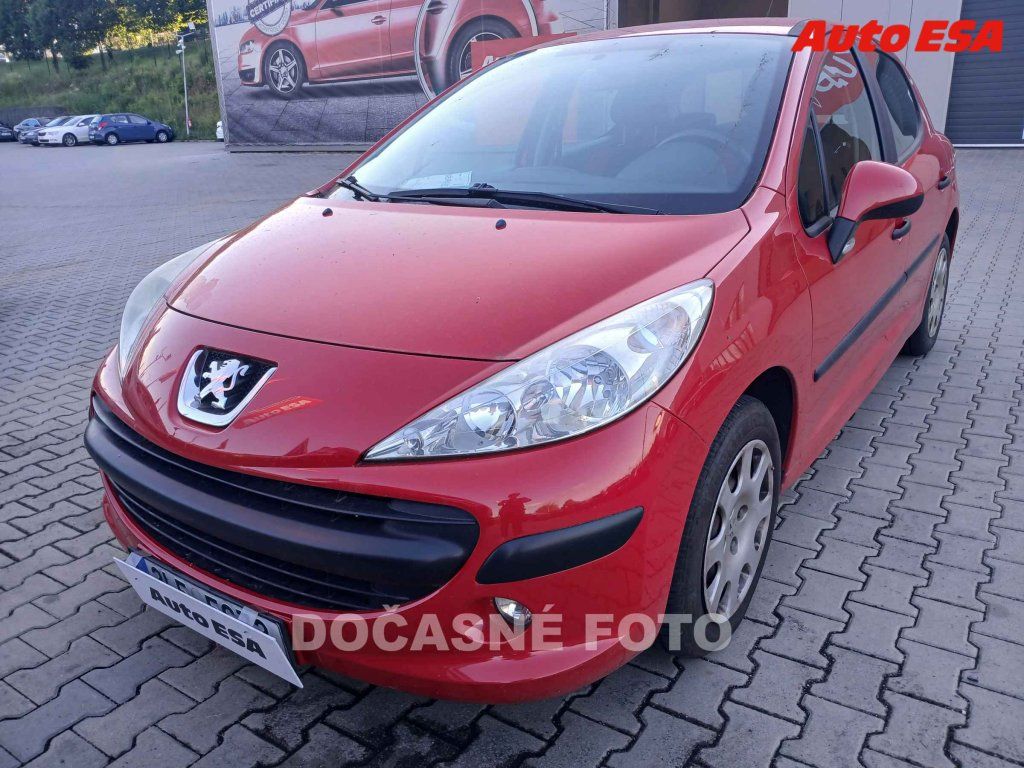 Peugeot 207, 1.4i