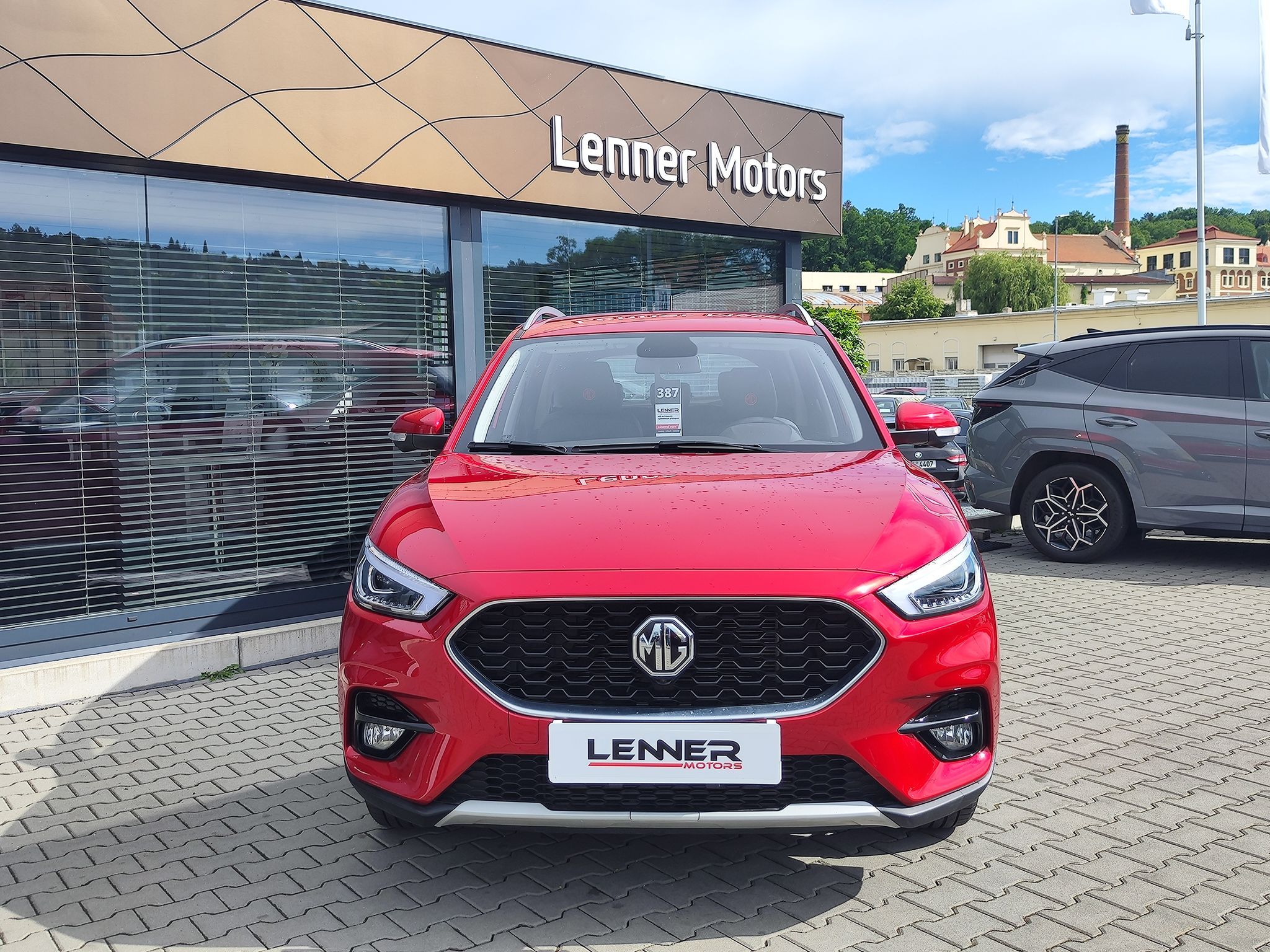 MG ZS, 1.0 TGi/82kW Exclusive AT - fotka 2