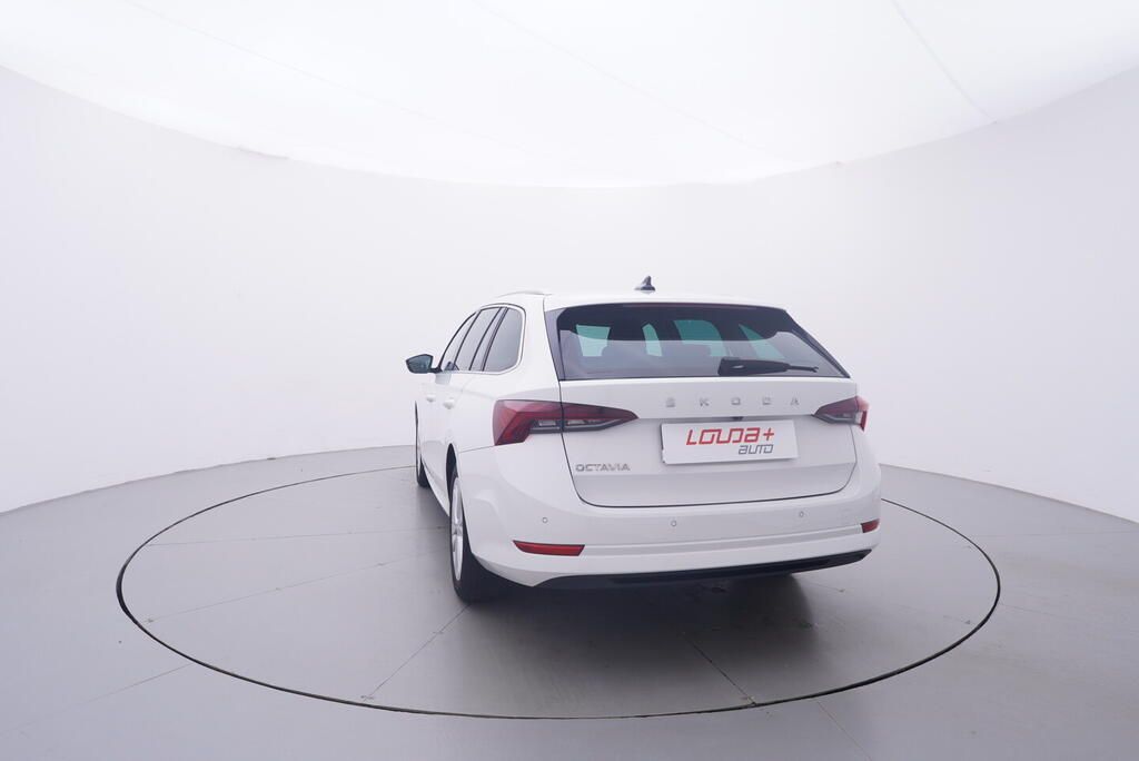 Škoda Octavia, Style 2.0 TDI 85 kW - fotka 4