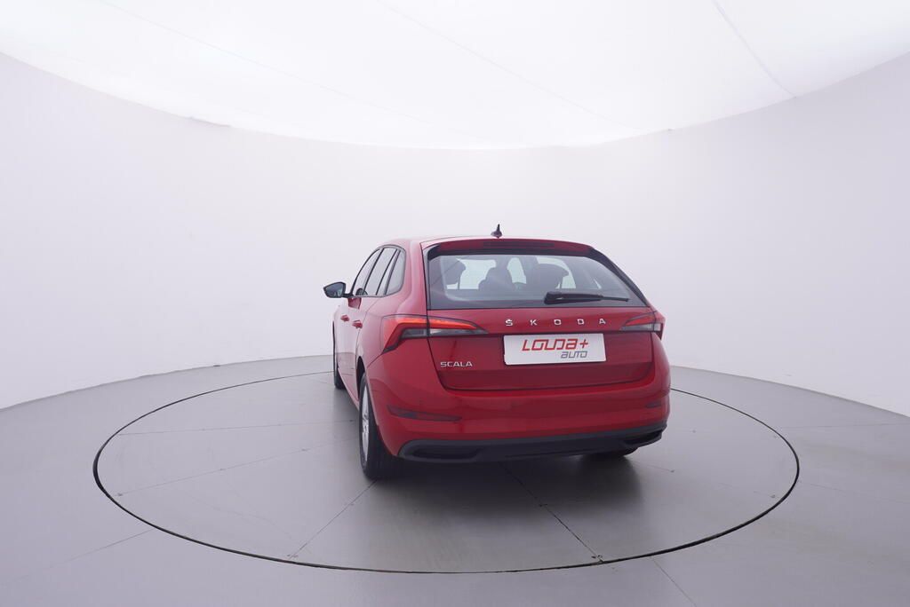 Škoda Scala, Ambition 1.0 TSI 70 kW - fotka 4