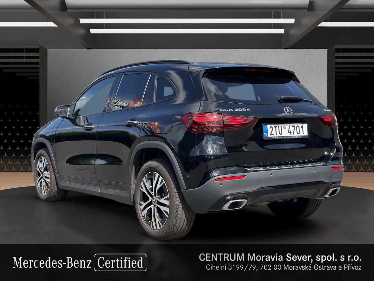 Mercedes-Benz GLA, 200 d 4MATIC - fotka 3