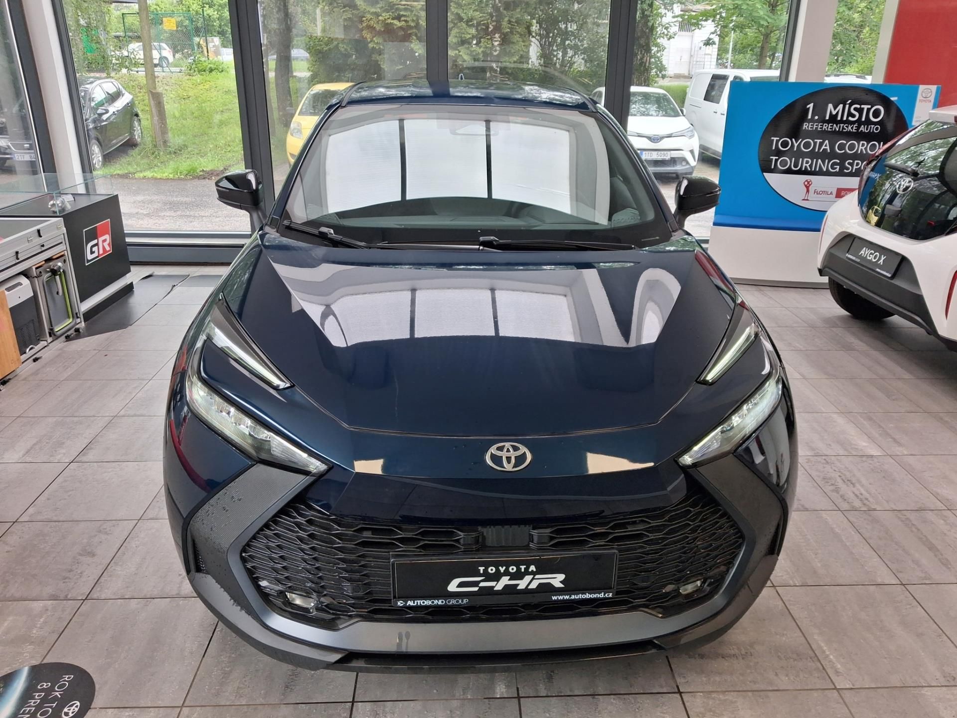 Toyota C-HR, 1.8L HEV Comfort 140K - fotka 2