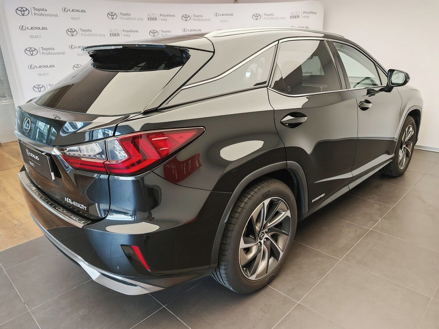 Lexus RX, 450h AWD Executive - fotka 4