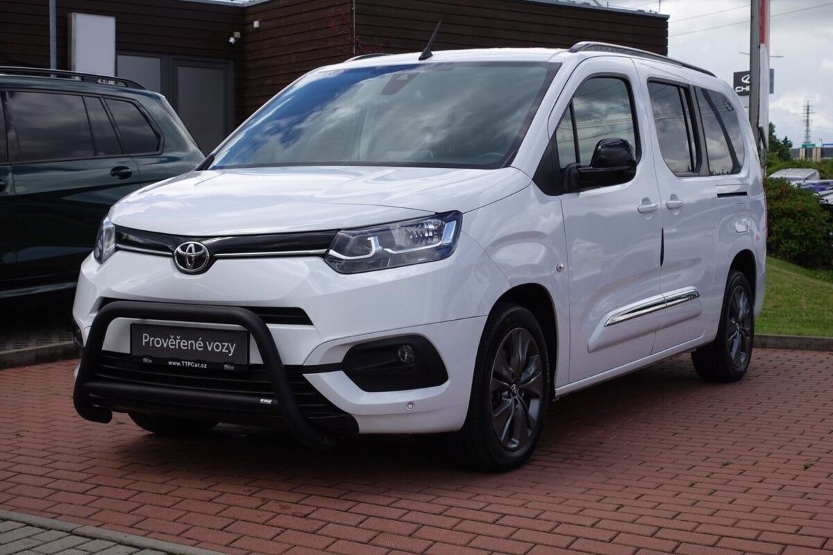 Toyota Proace City Verso, 1.5 D4-D 130 6 MT Long 5D