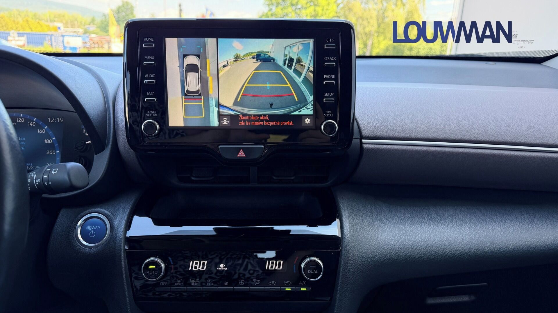 Toyota Yaris Cross, AT EXECUTIVE SMART AWD-i - fotka 6