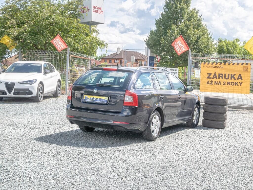 Škoda Octavia, ČR 1.6TDI NAVI – ROZVODY - fotka 5