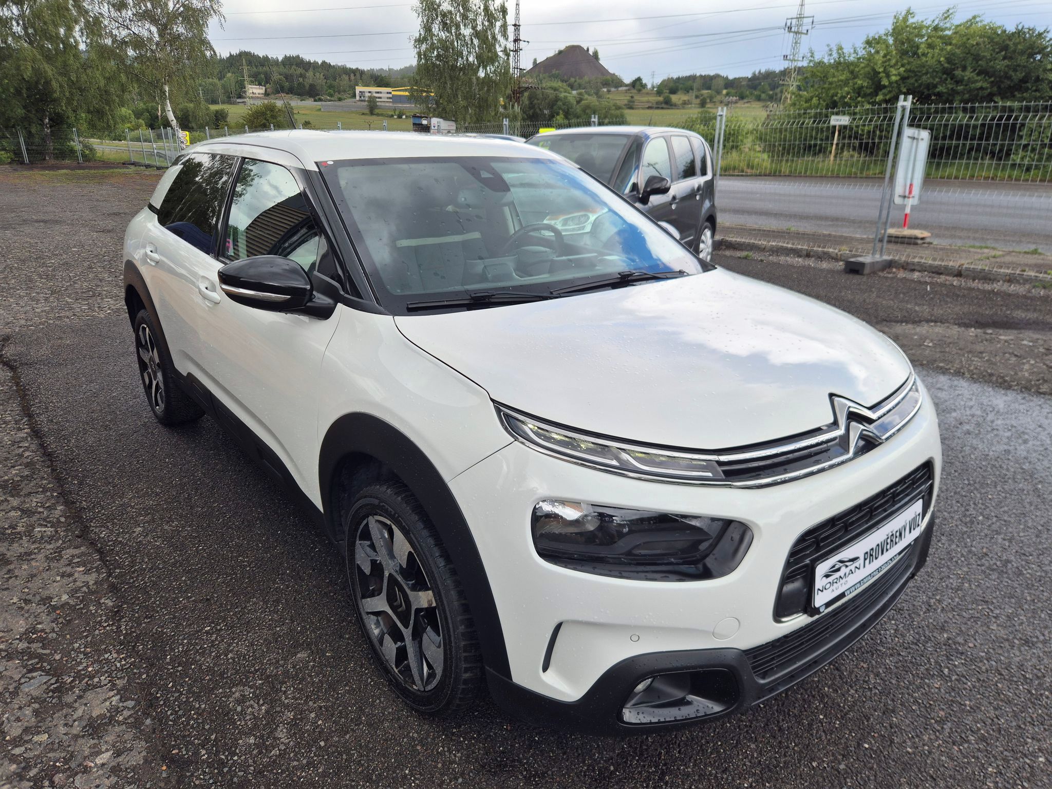 Citroën C4 Cactus, SHINE - fotka 3