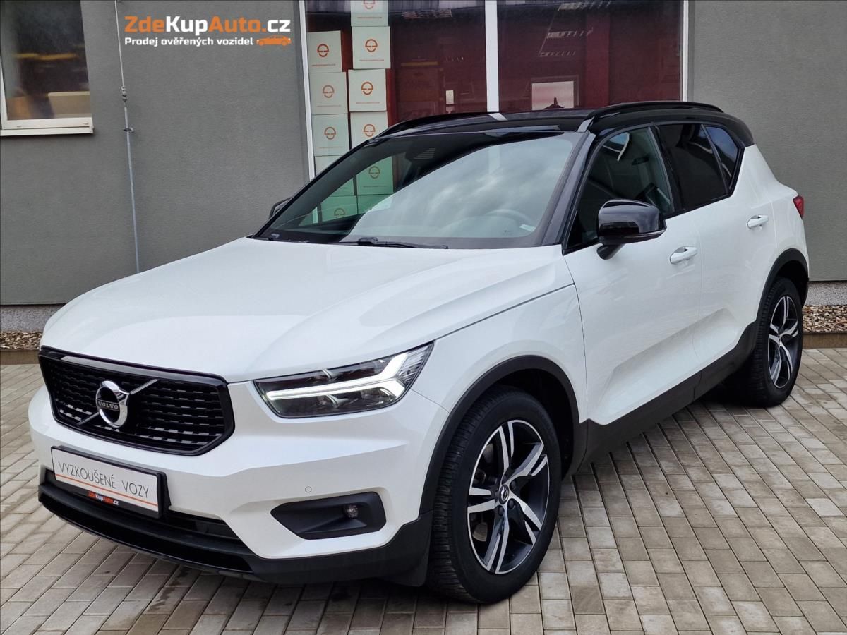 Volvo XC40, T4 R-Design AWD, ČR,1.Majitel