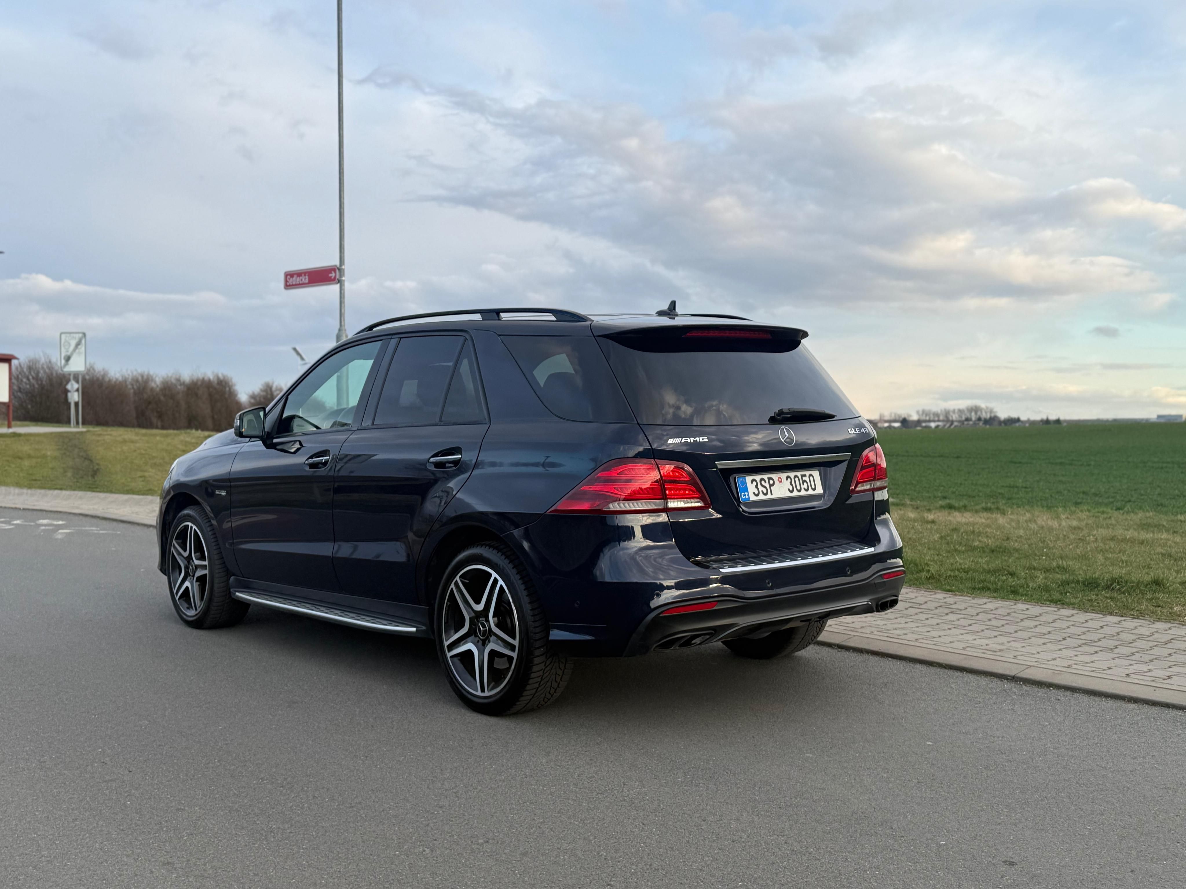 Mercedes-Benz GLE, 43 AMG - fotka 5