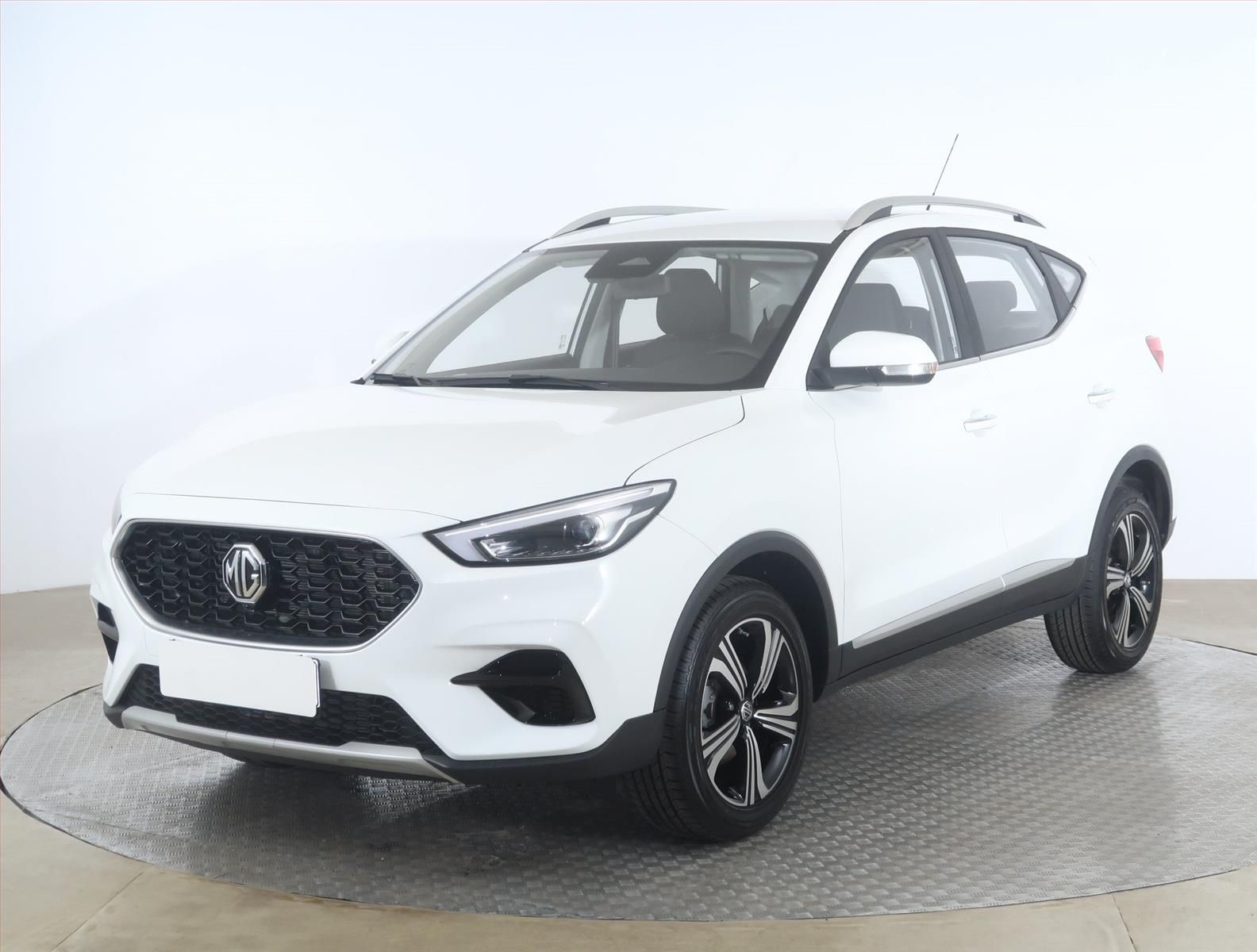 MG ZS, 1.5, Essential Plus - fotka 2