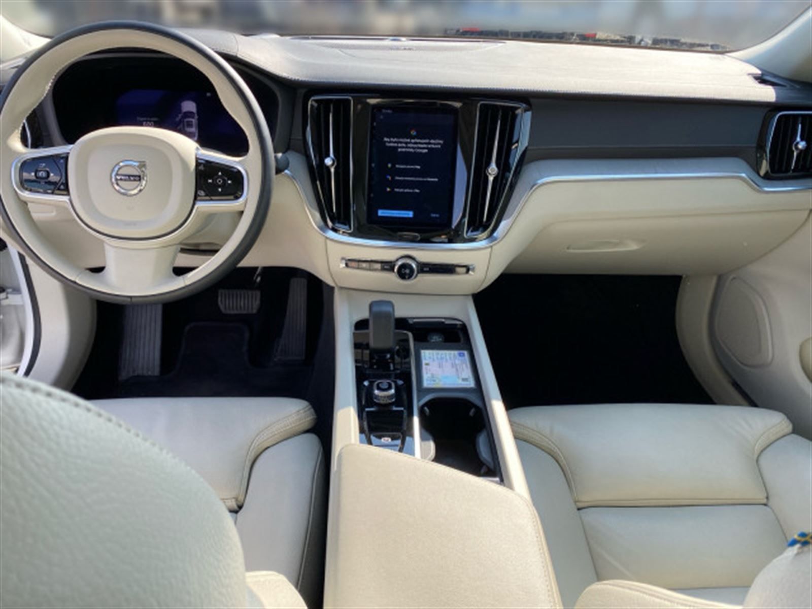Volvo S60, B5 AWD Automat Ultimate Dark - fotka 3