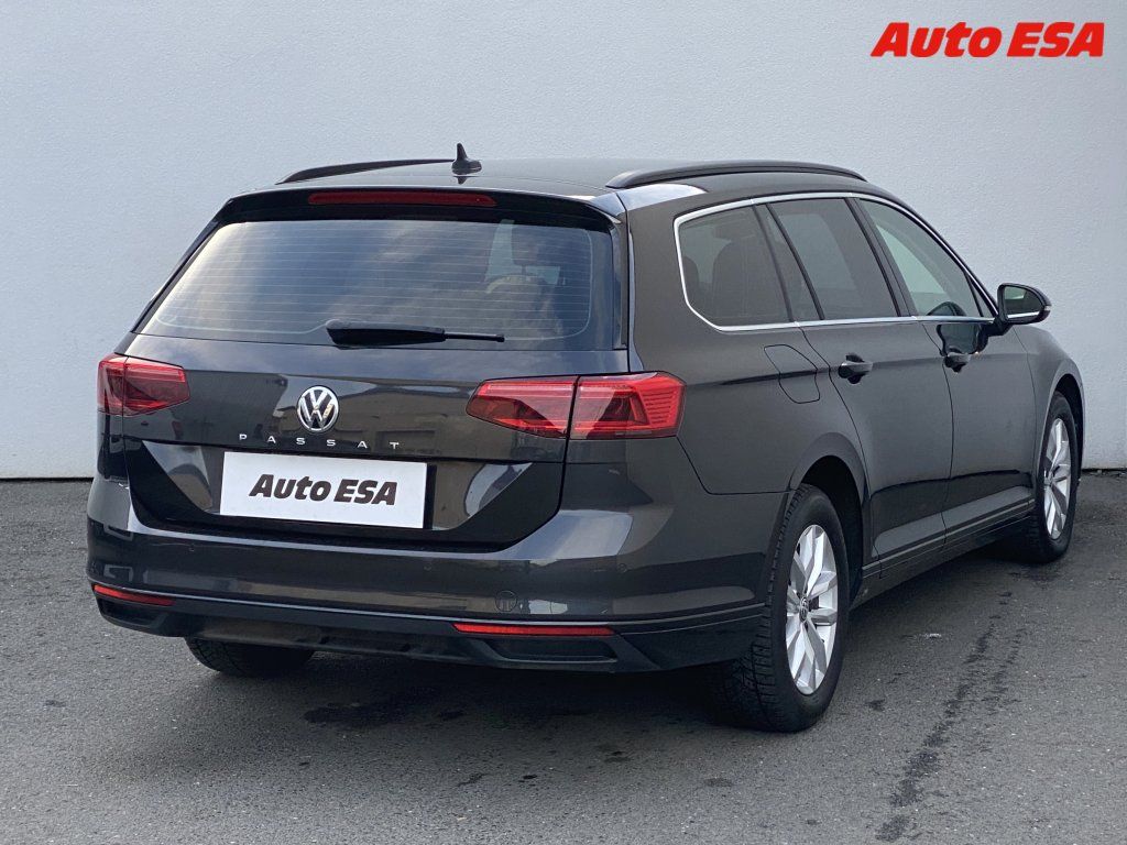 Volkswagen Passat, 2.0 TDi,Business,DSG,LED - fotka 4
