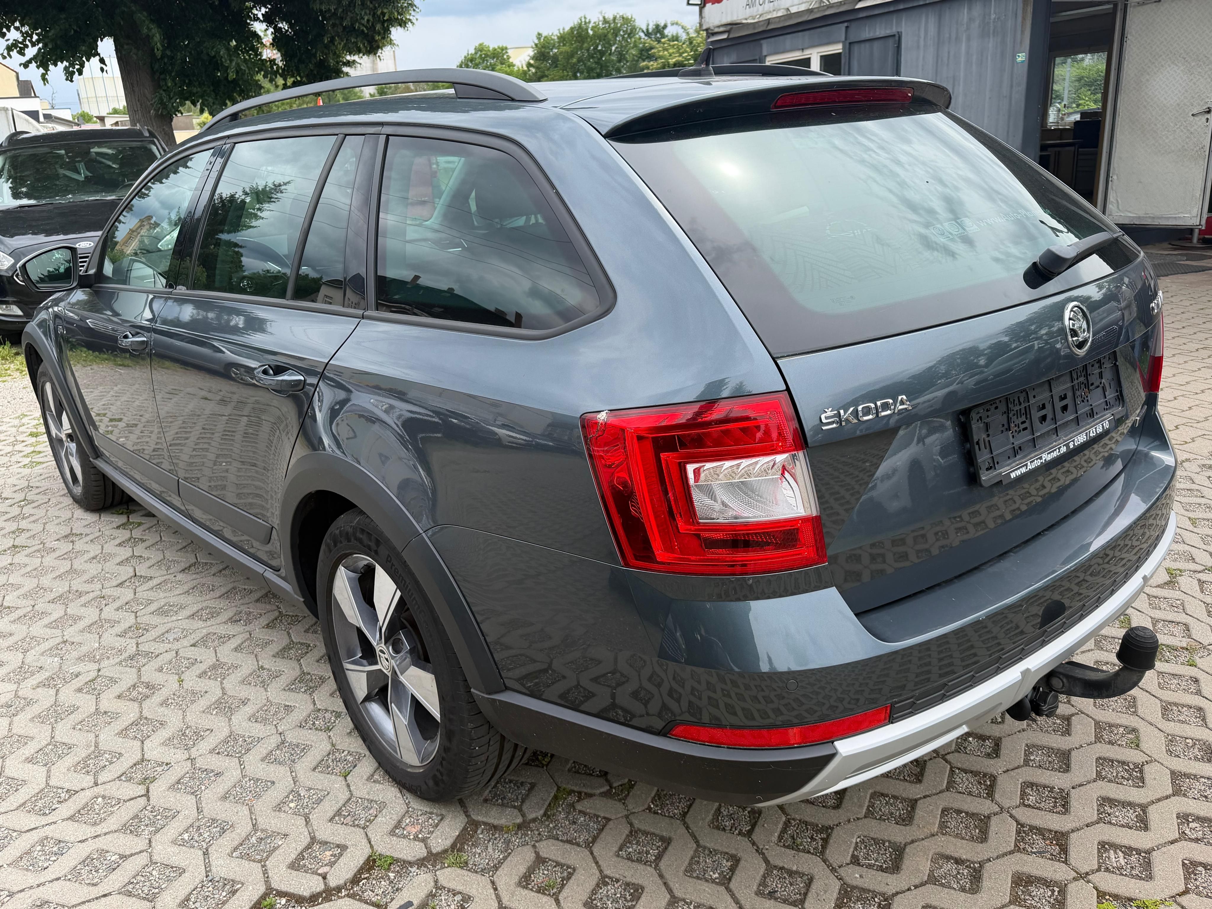 Škoda Octavia, 2.0TDI-135KW-4x4-DSG-SCAUT-TOP - fotka 5