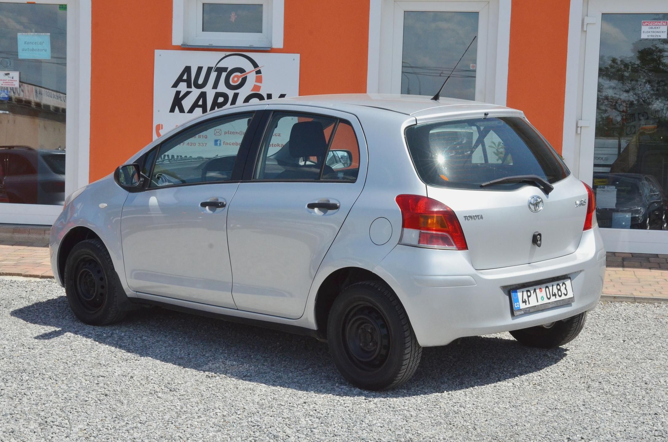 Toyota Yaris, 1.0 VVT-i 51kW / ČR - fotka 4