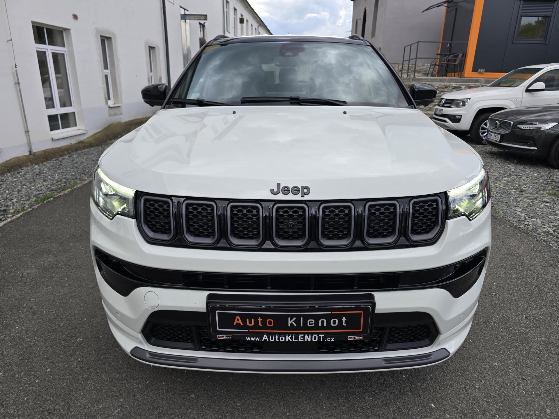 Jeep Compass, 1.3 110kW S-LIMITED MAX VÝBAVA - fotka 3