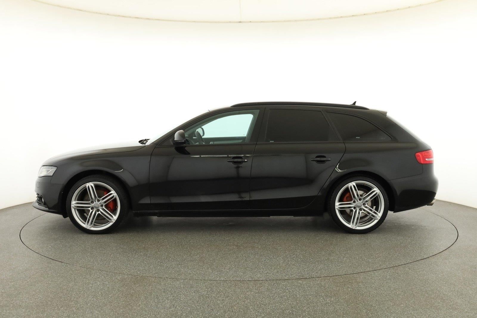 Audi A4, 3.0 TDI, 4X4, Navi, Xenony - fotka 3