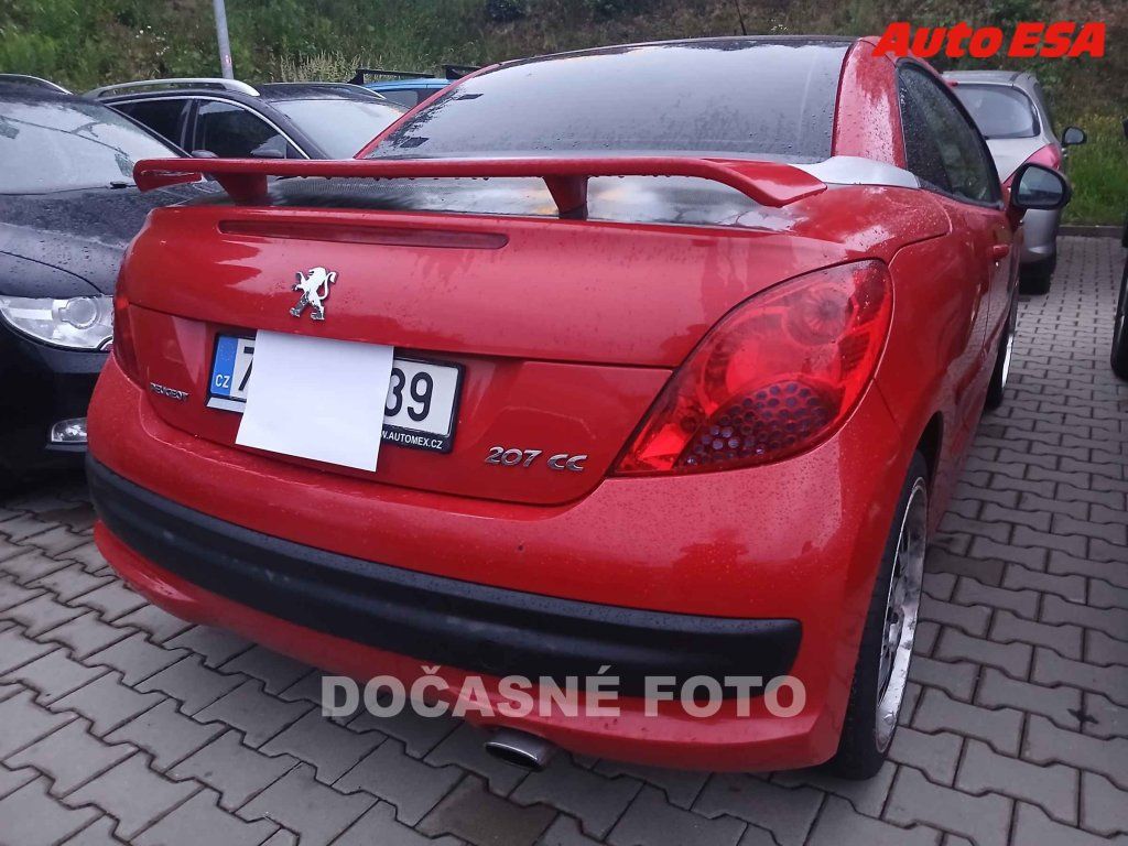 Peugeot 207, 1.6i,AC - fotka 2