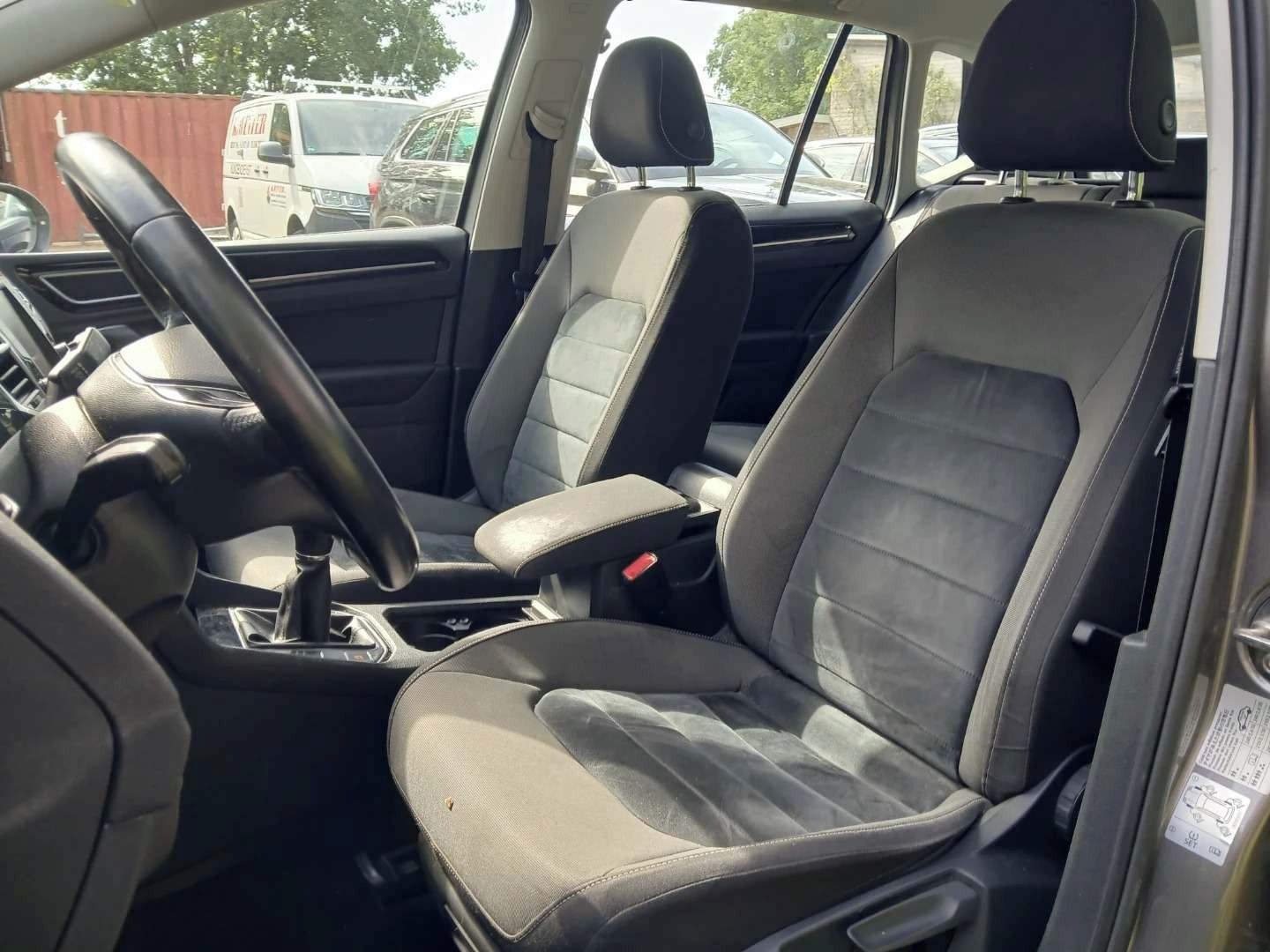 Volkswagen Golf Sportsvan, 1.4Tsi 92KW ALCANTRA BI-XENONY - fotka 2