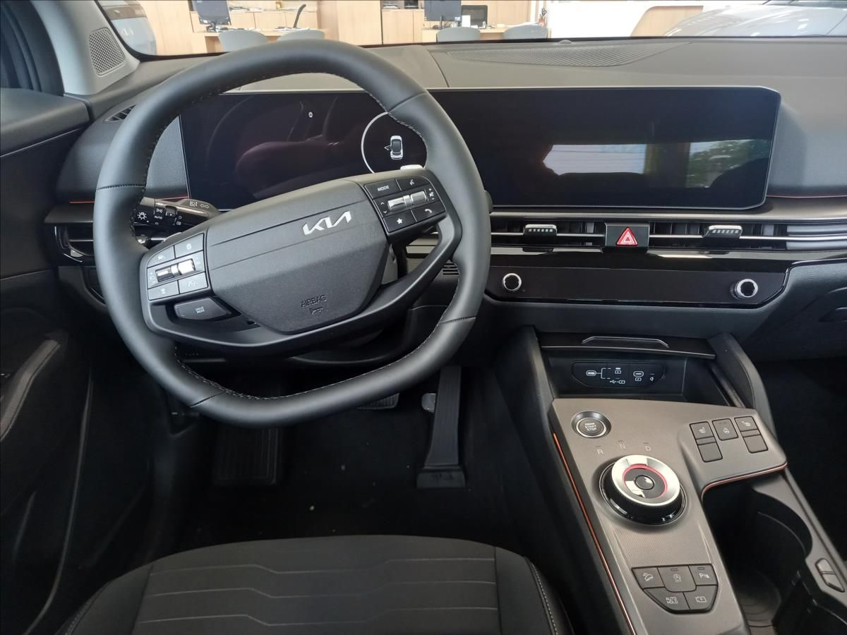 Kia Sportage, 1,6 T-GDi 4x2 7DCT TOP (2027) - fotka 5