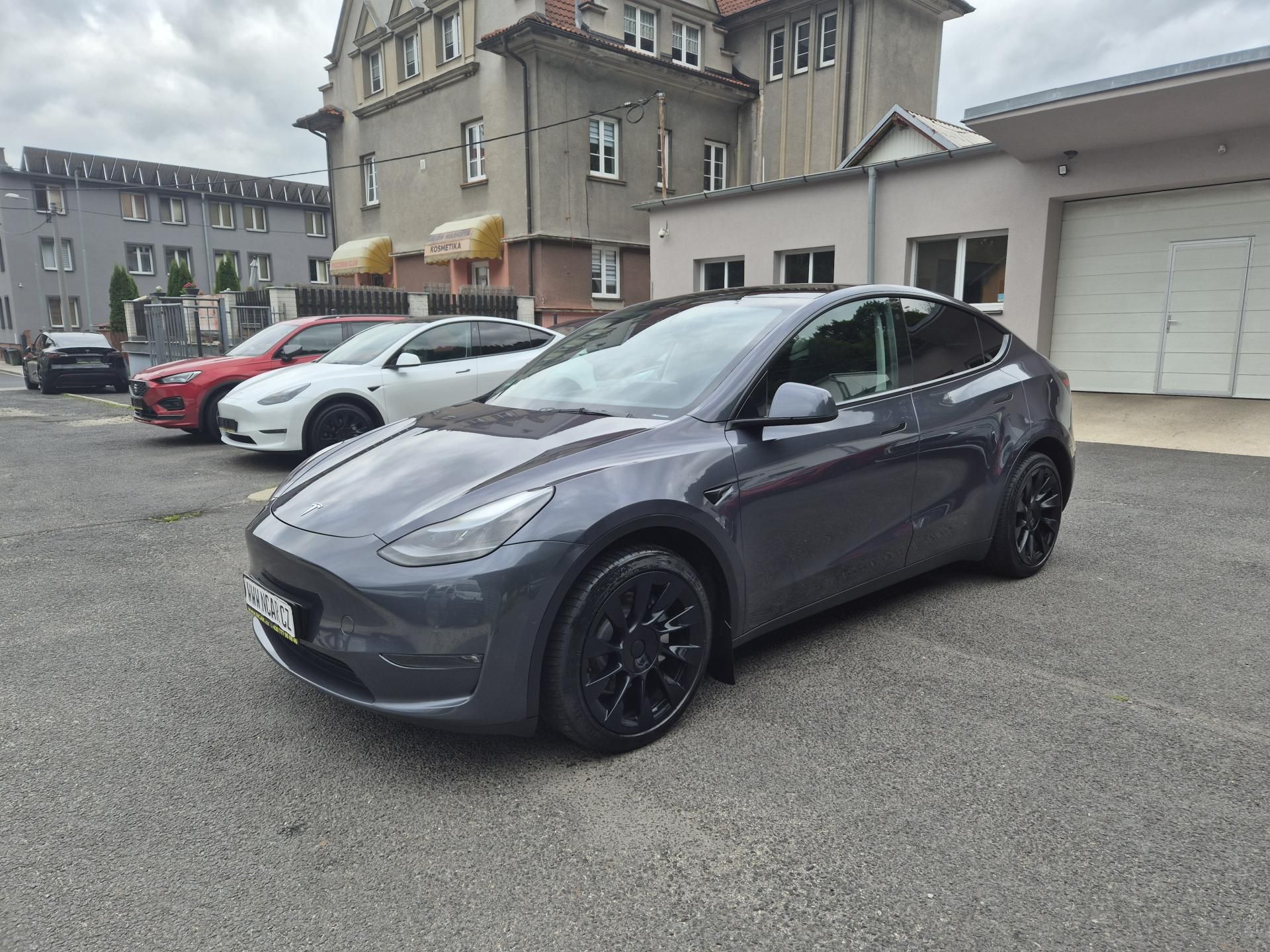 Tesla Model Y, LONGE RANGE DUAL MOTOR SOH 91% - fotka 2