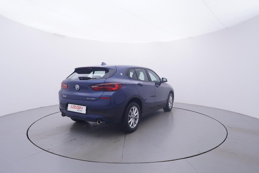 BMW X2, Xdrive 20i AT 2.0 131 kW - fotka 5