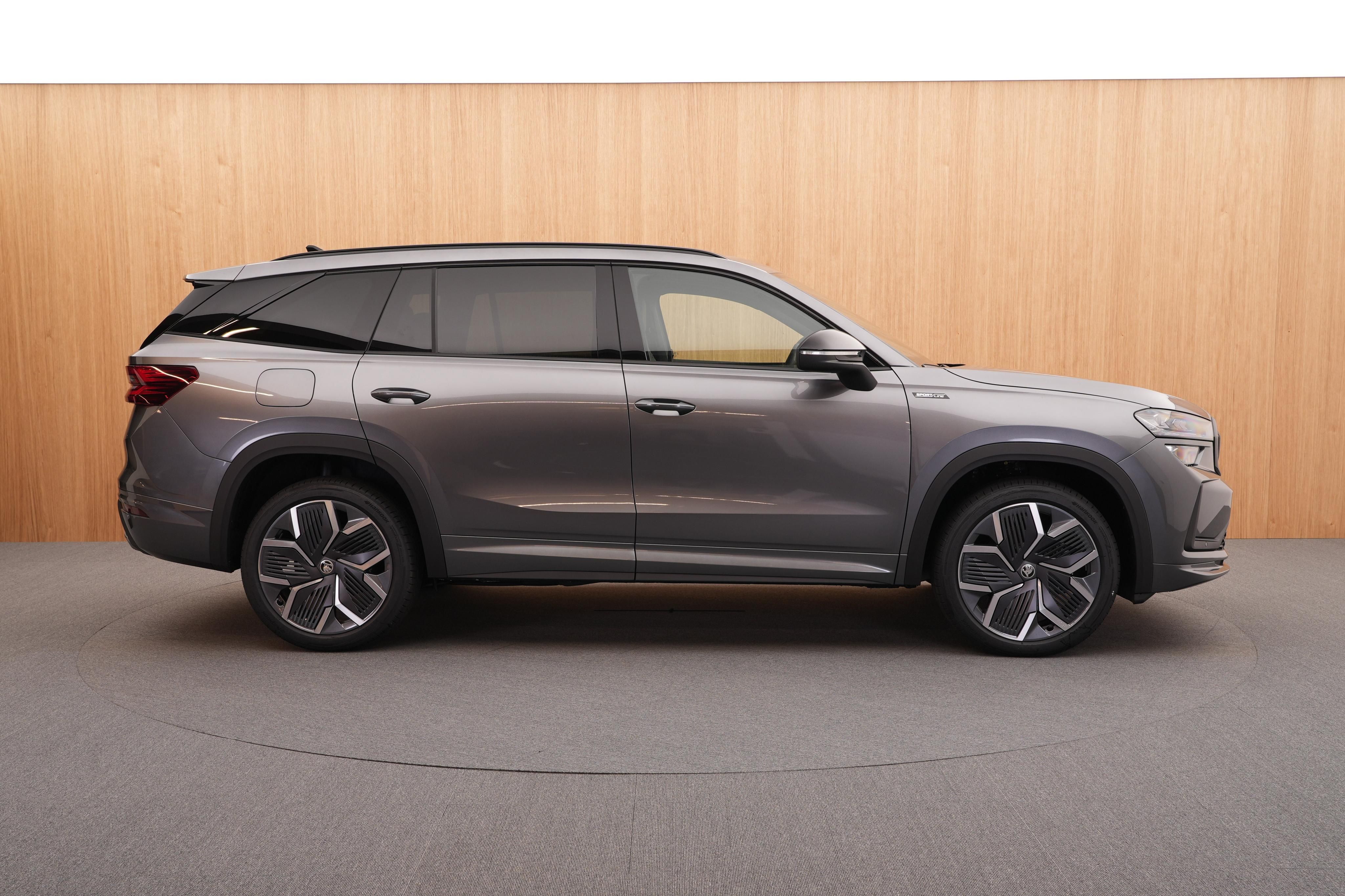 Škoda Kodiaq, Sportine 2.0 TDI 4x4 DSG - fotka 5