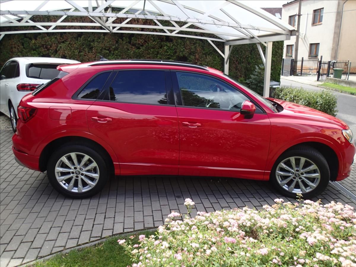 Audi Q3, 2,0 TSFi Quattro DSG - fotka 6