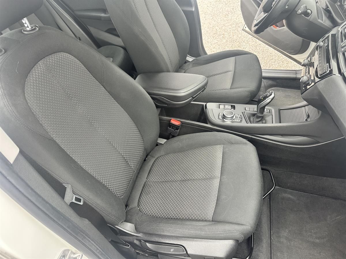 BMW X1, sDrive18i - fotka 3