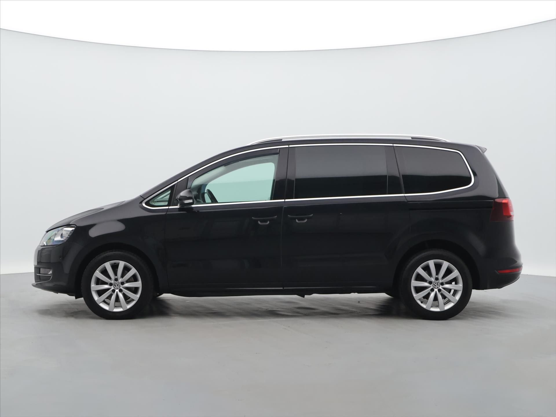 Volkswagen Sharan, 2,0 TDI 130 kW DSG 4Motion CZ - fotka 4
