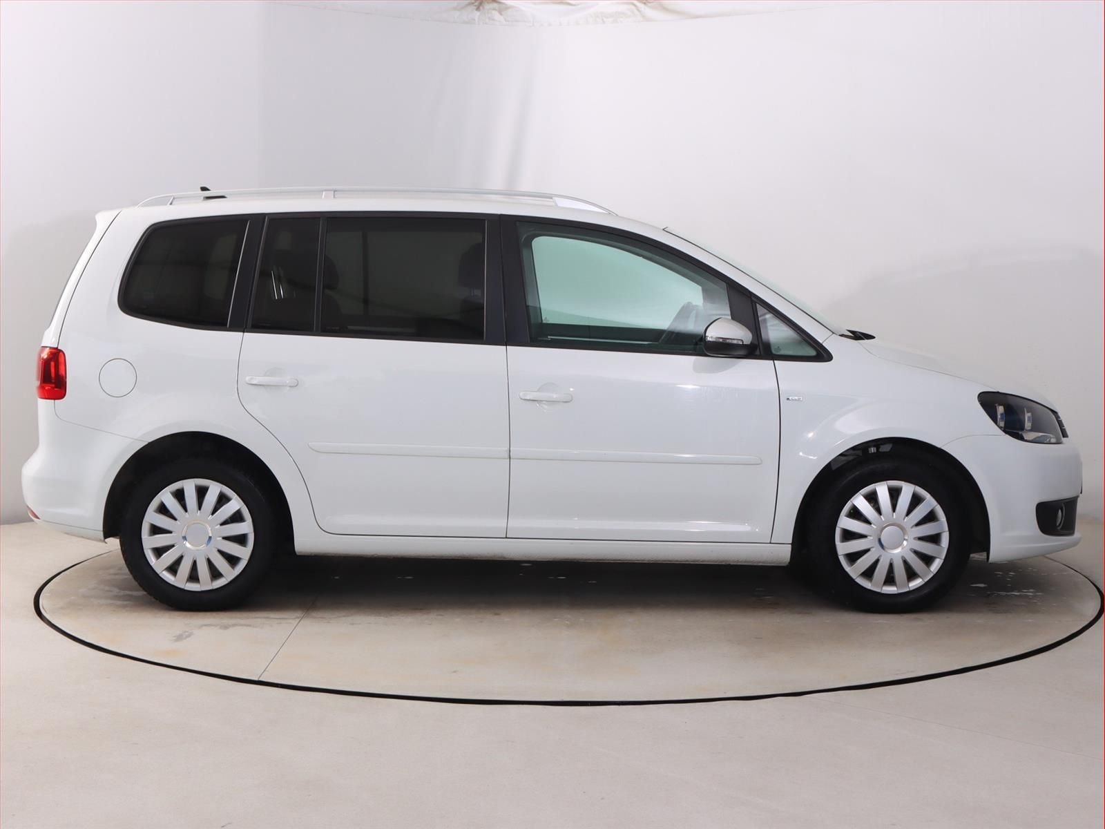 Volkswagen Touran, 1.2 TSI, 7 míst - fotka 6