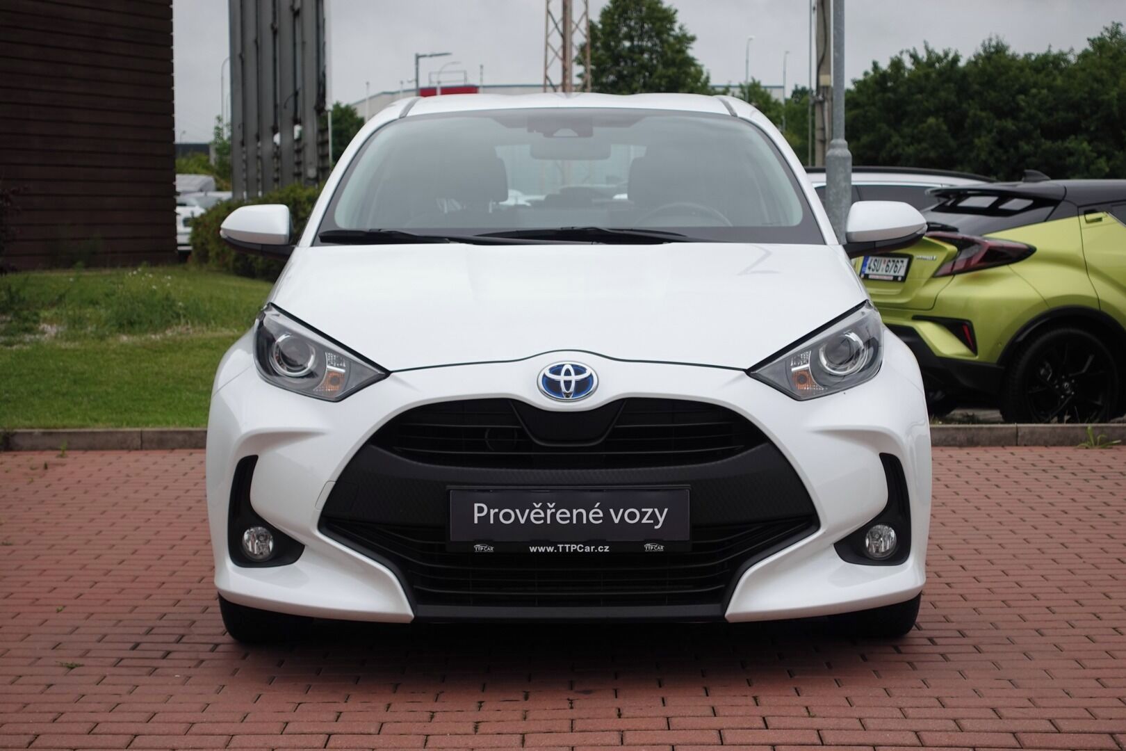 Toyota Yaris, 1.5HEV 92 - 1 CVT CS Comfort - fotka 2