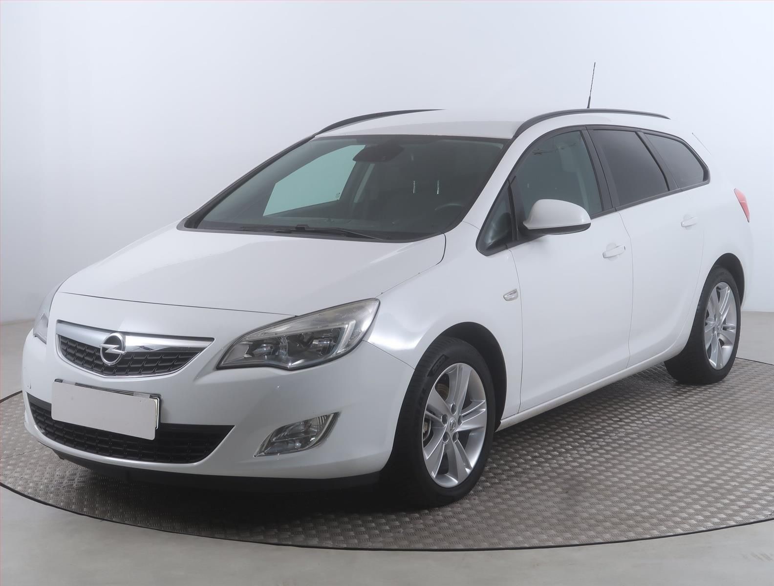 Opel Astra, 1.7 CDTI - fotka 2