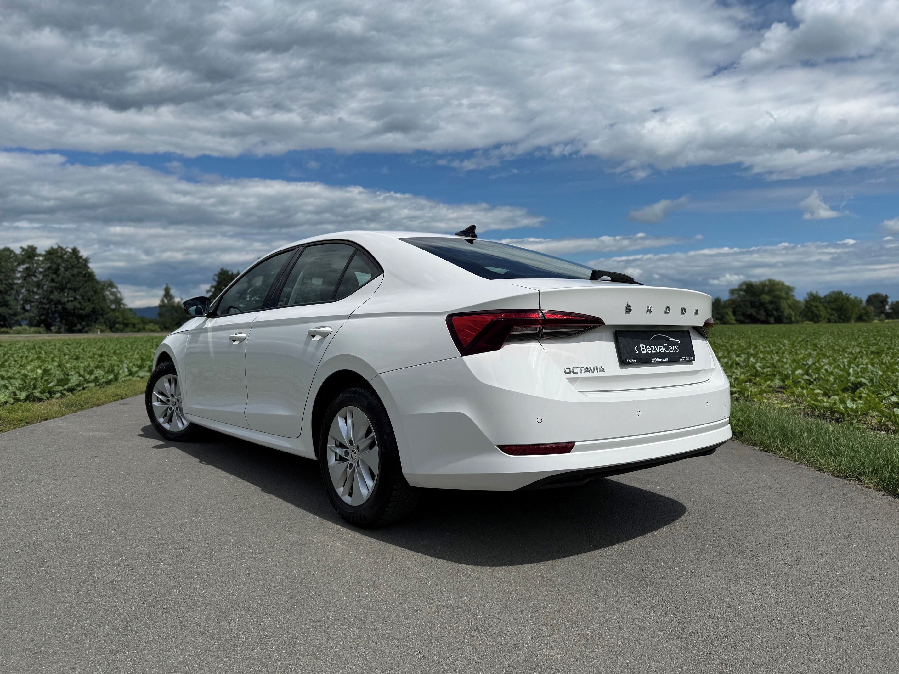 Škoda Octavia, 1.5TSI 110kW DPH ČR - fotka 3