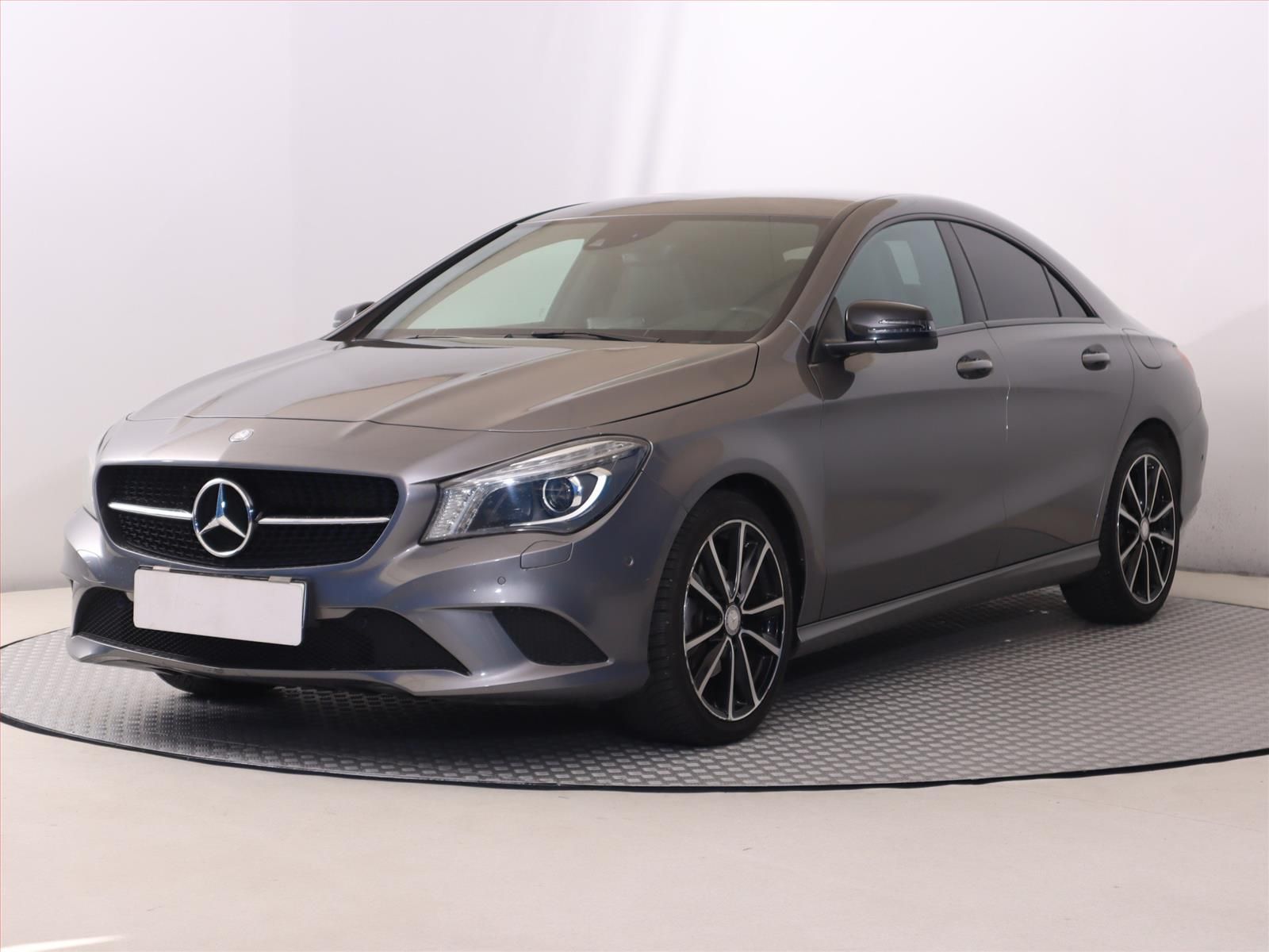 Mercedes-Benz CLA, 220 CDI, Automat - fotka 2