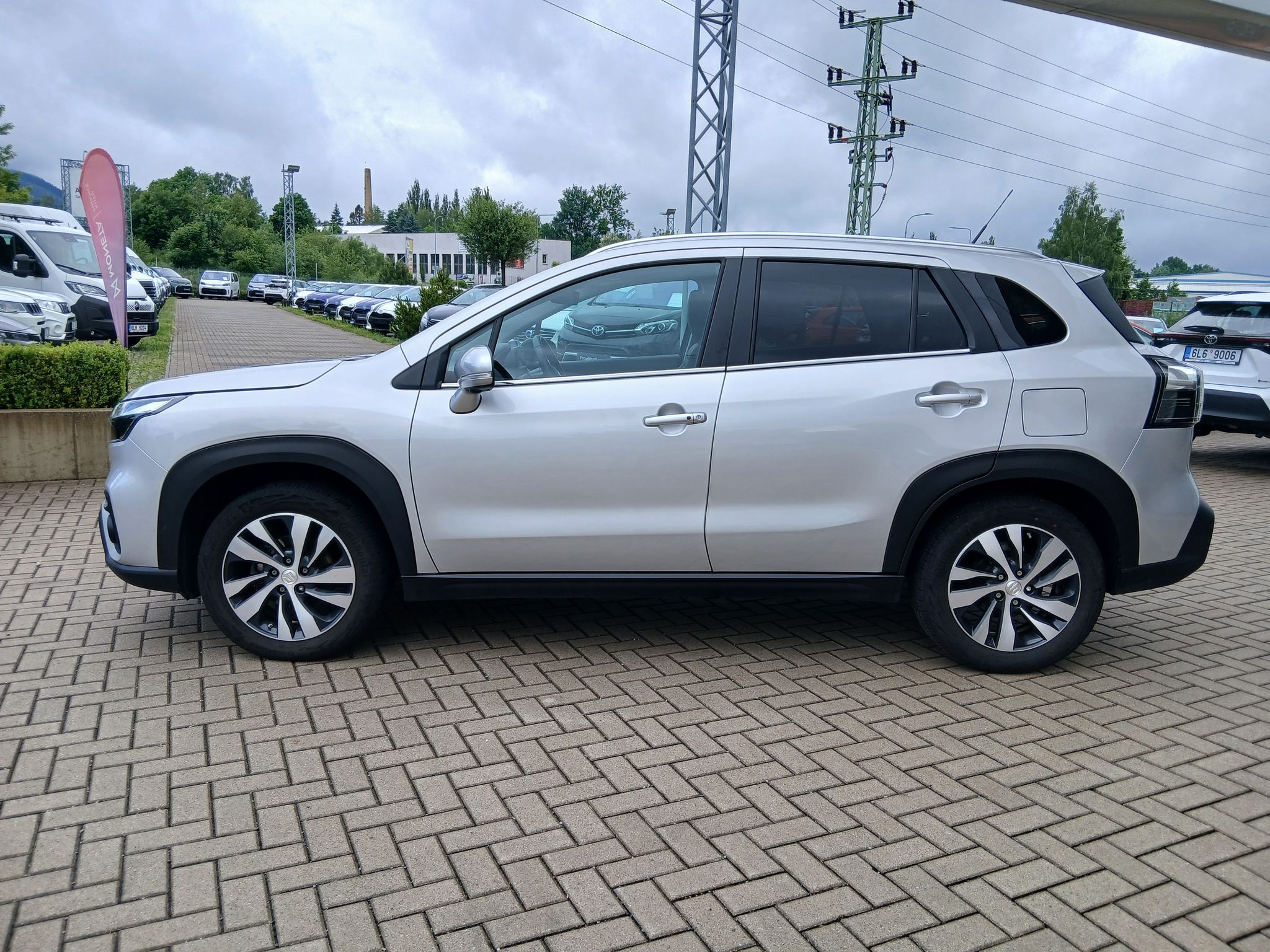 Suzuki S-Cross, 1.5 Elegance HEV 4x4 Pano 6AT - fotka 3