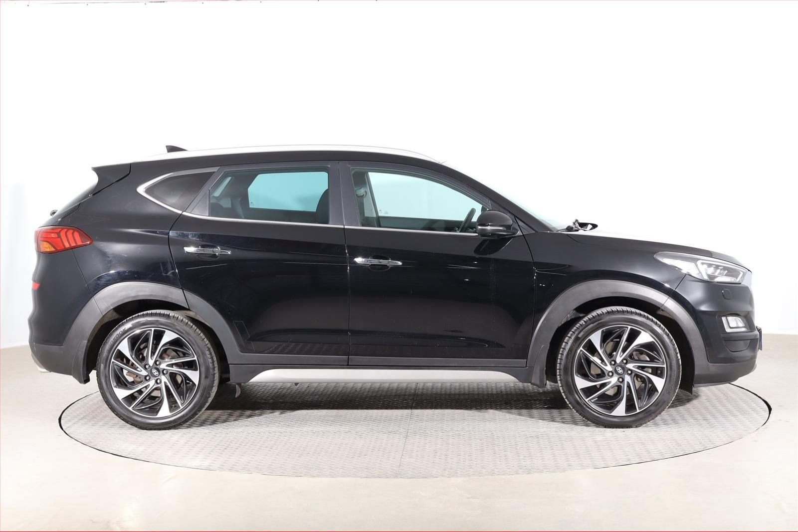 Hyundai Tucson, 1.6 T-GDI, 4X4, Automat - fotka 6