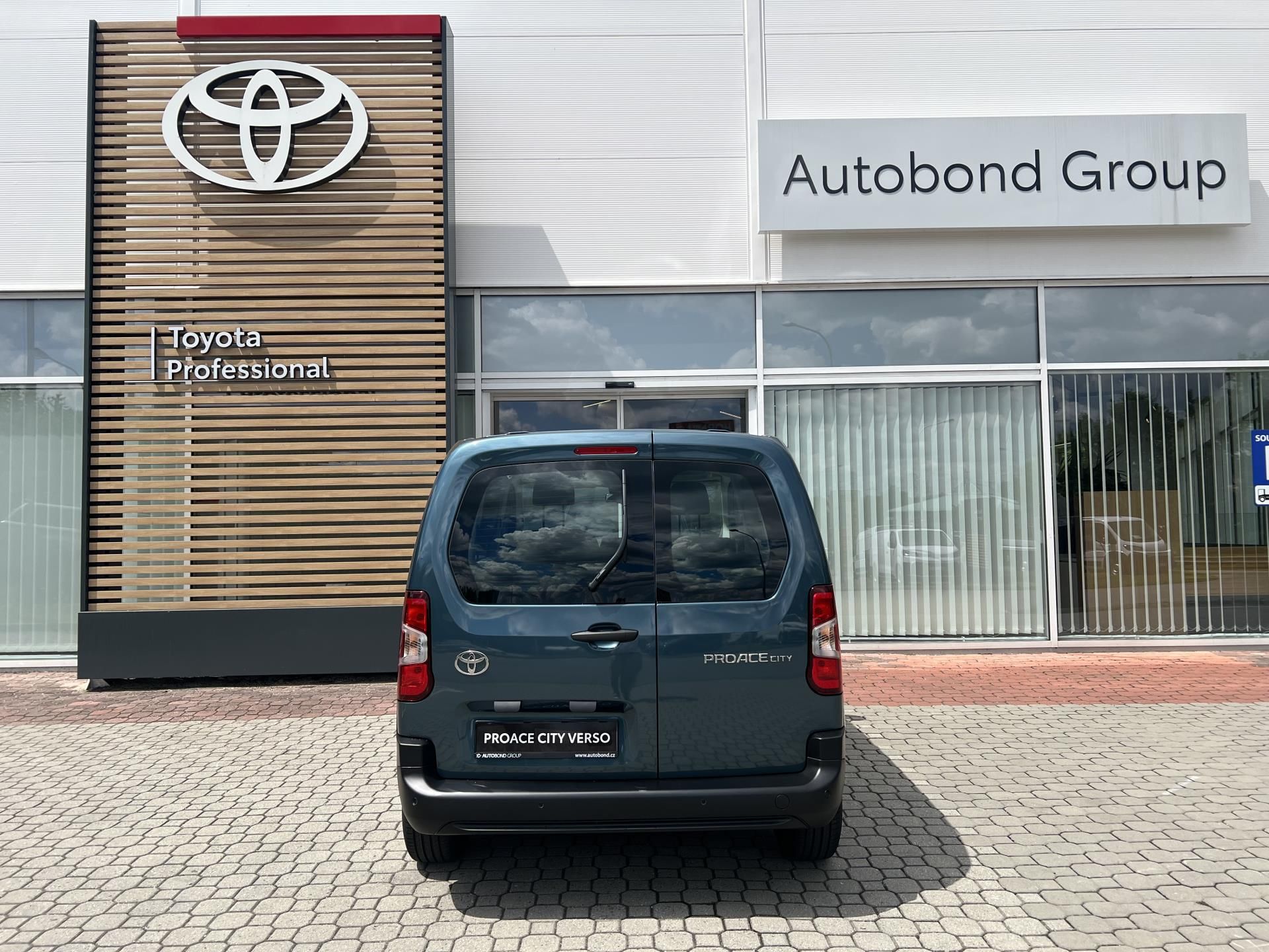 Toyota Proace City Verso, 1.2T 6MT Combi Short - fotka 5